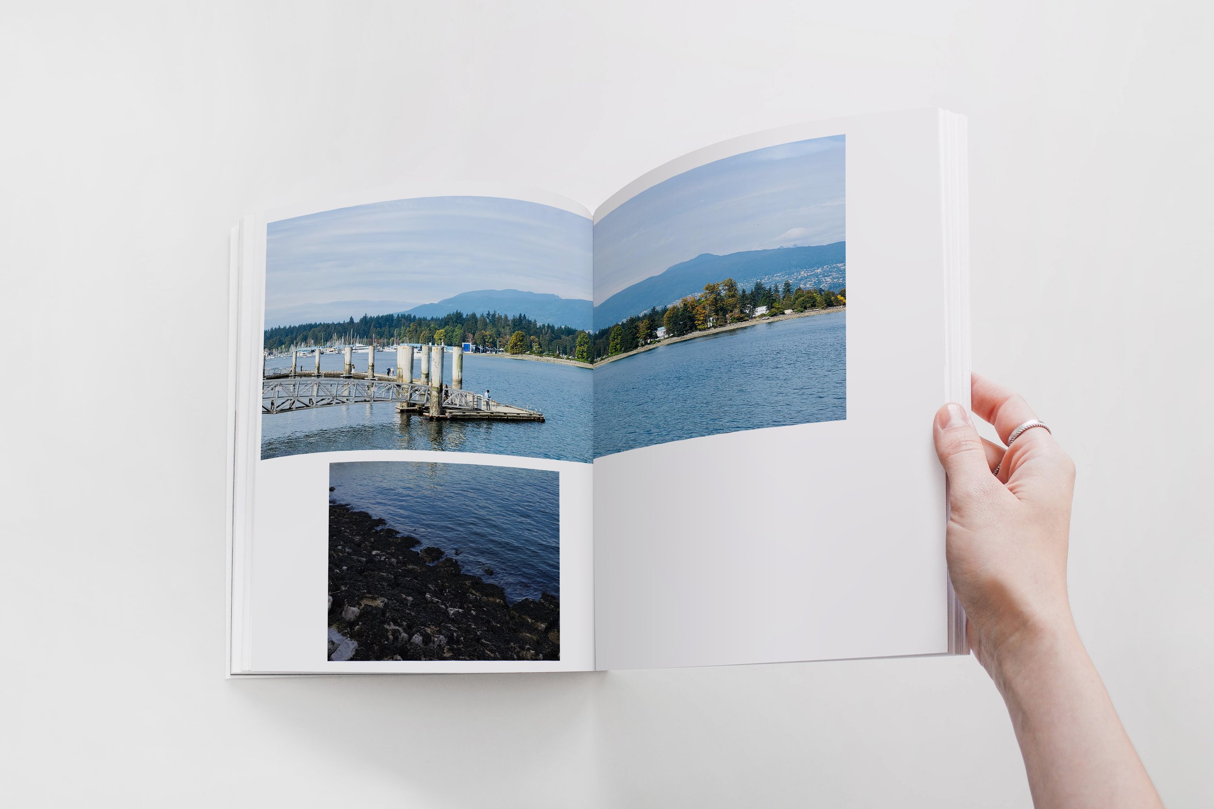 Magazine PSD Mockup.jpg