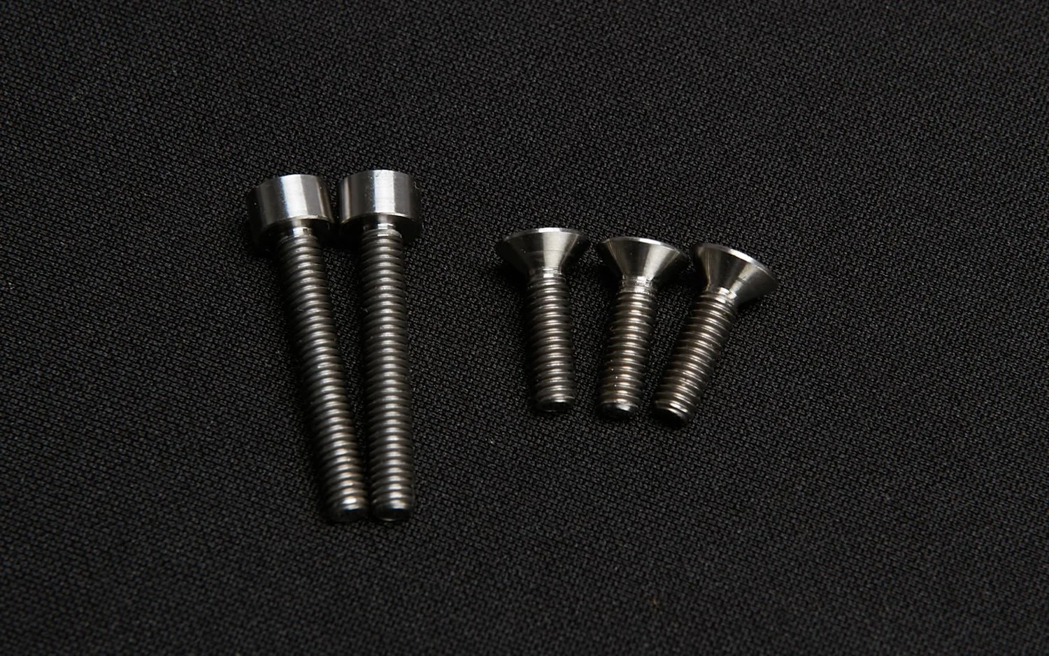 Ti-screws.jpg