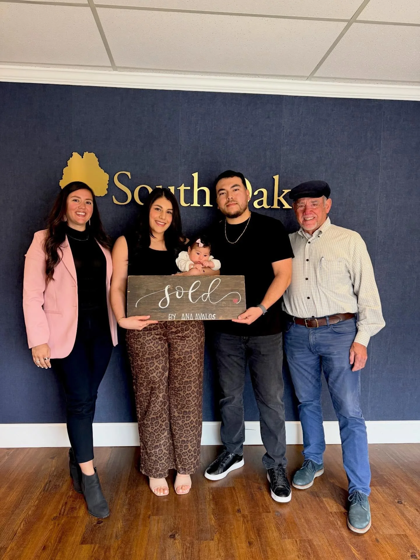 M&aacute;s llaves entregadas. M&aacute;s sue&ntilde;os cumplidos. 🏡🔑
Gracias a nuestros clientes y a los incre&iacute;bles agentes que conf&iacute;an en nuestro equipo 🙌✨

La pregunta es&hellip; &iquest;cu&aacute;ndo te toca a ti salir en la pr&oa