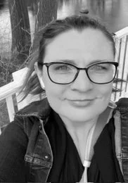 Crys Bruschi (Production Manager) earned a BA in Theatre from University of Southern Maine. She has previously worked with Lakewood Theater, Midcoast Theater Company, The Maine 24 Hour Play Festival, Ogunquit Playhouse, and Penobscot Theatre. When ti