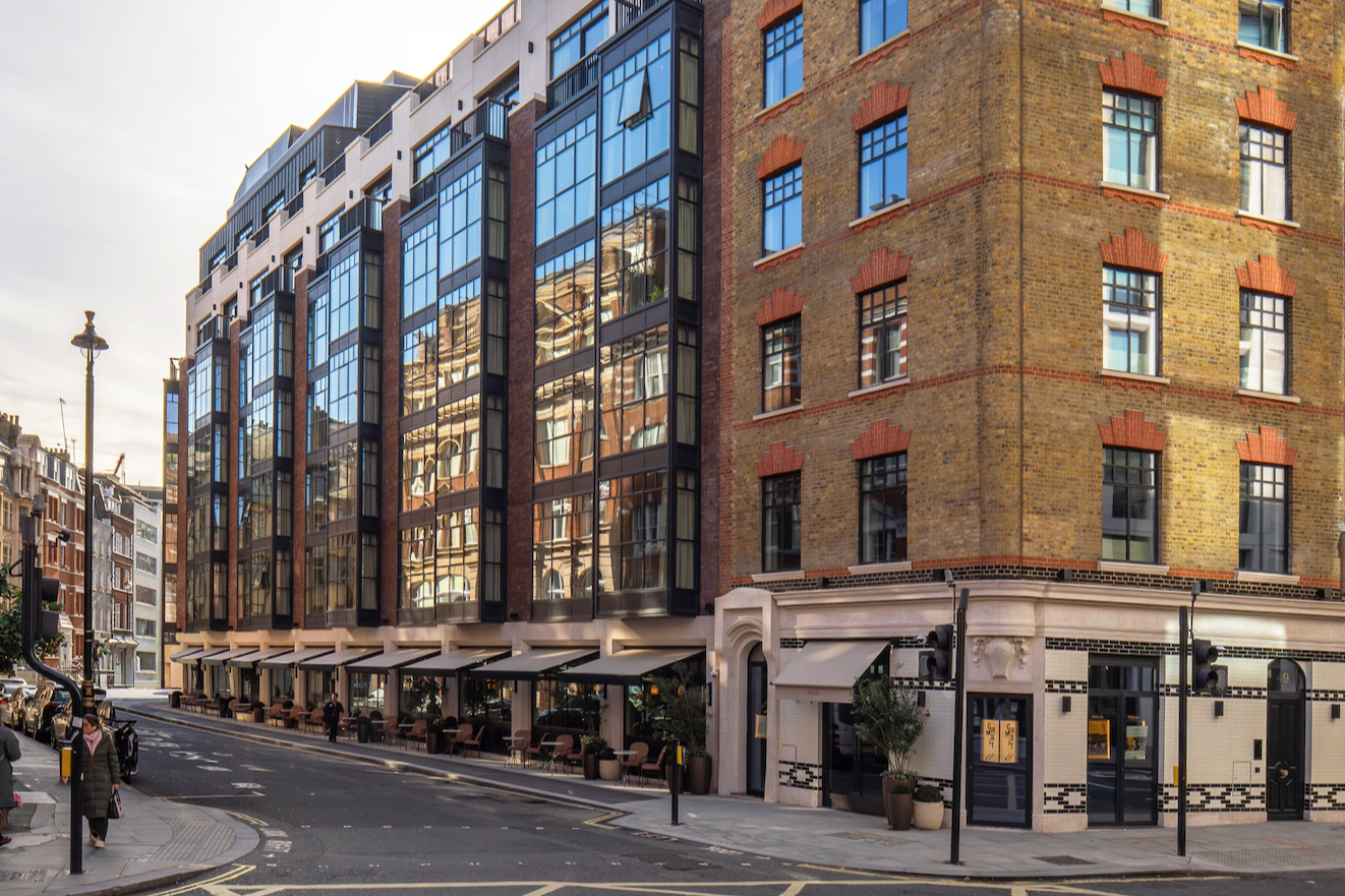 ANOTHER NIGHT IN FITZROVIA