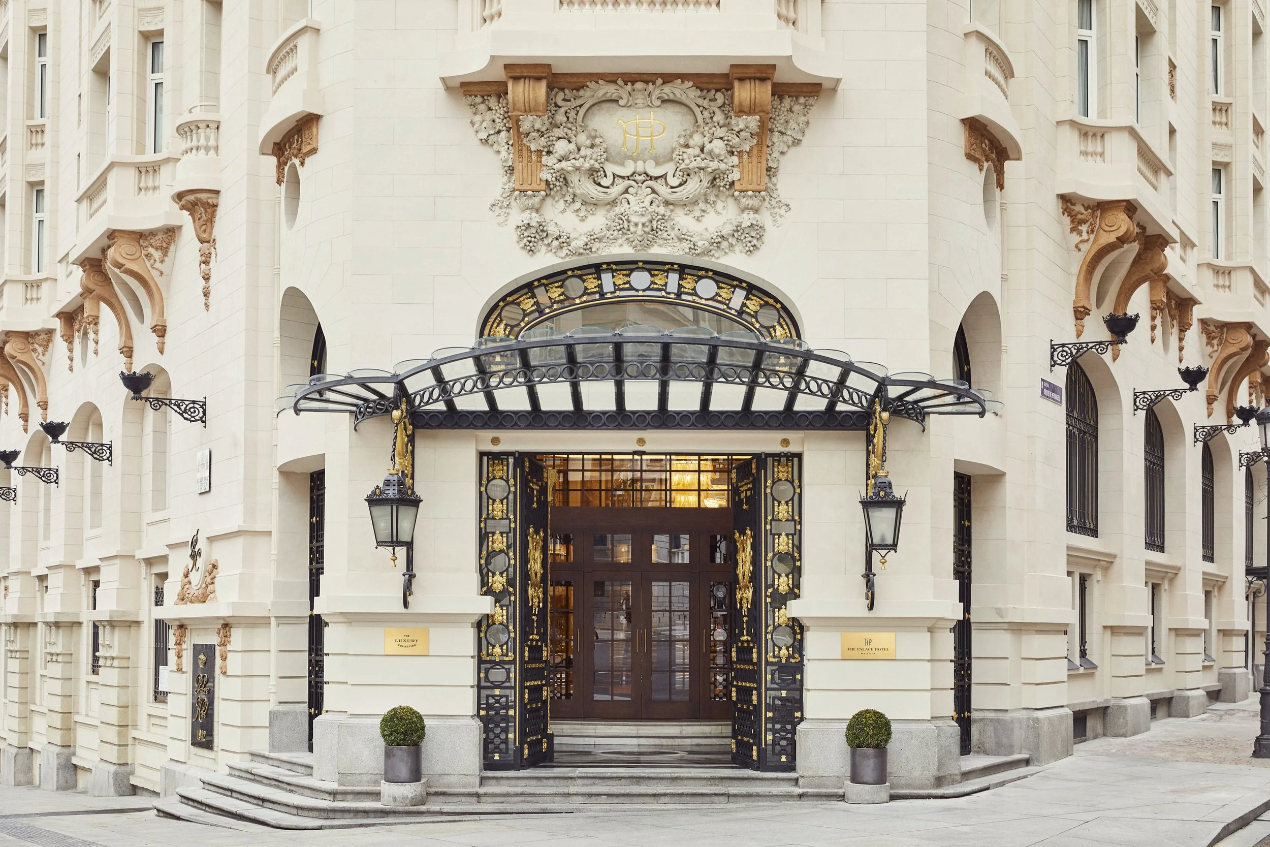 A NEW ERA OF LUXURY