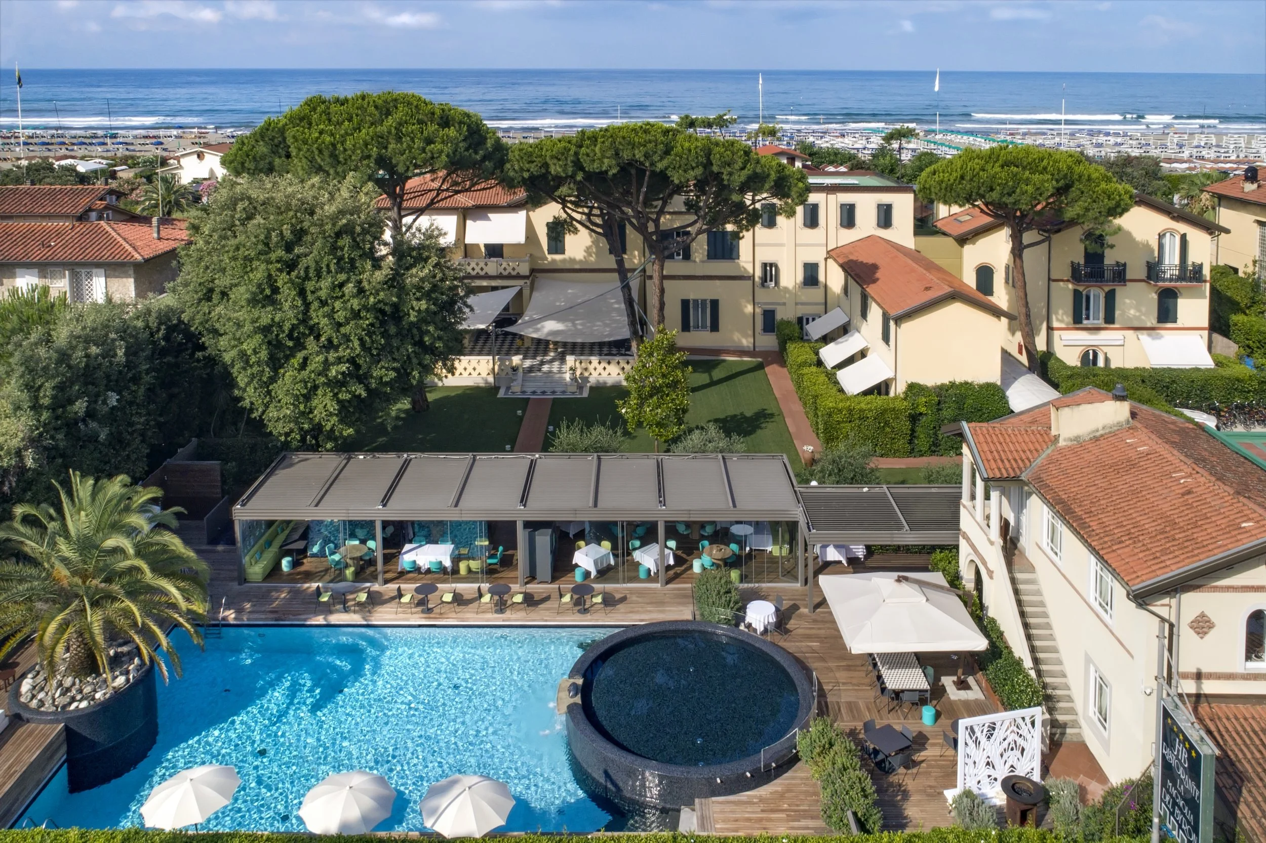 WHERE LA DOLCE VITA MEETS ITS MOST ICONIC LANDSCAPE