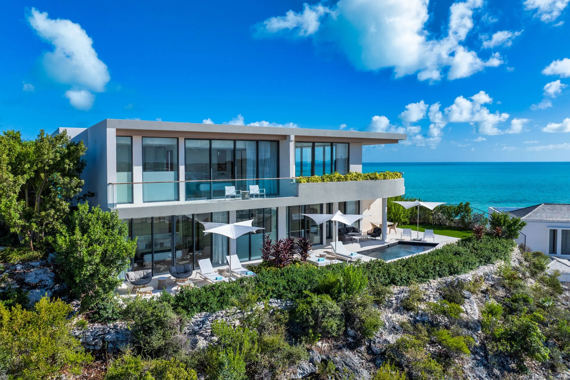 NEW AT WYMARA VILLAS, SUNSET COVE: TWO-BEDROOM POOL &amp; PENTHOUSE VILLAS