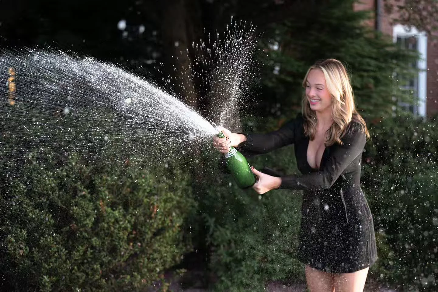 The most intense champagne shakes of the year!!
Congratulations to you both on Graduating!!!!