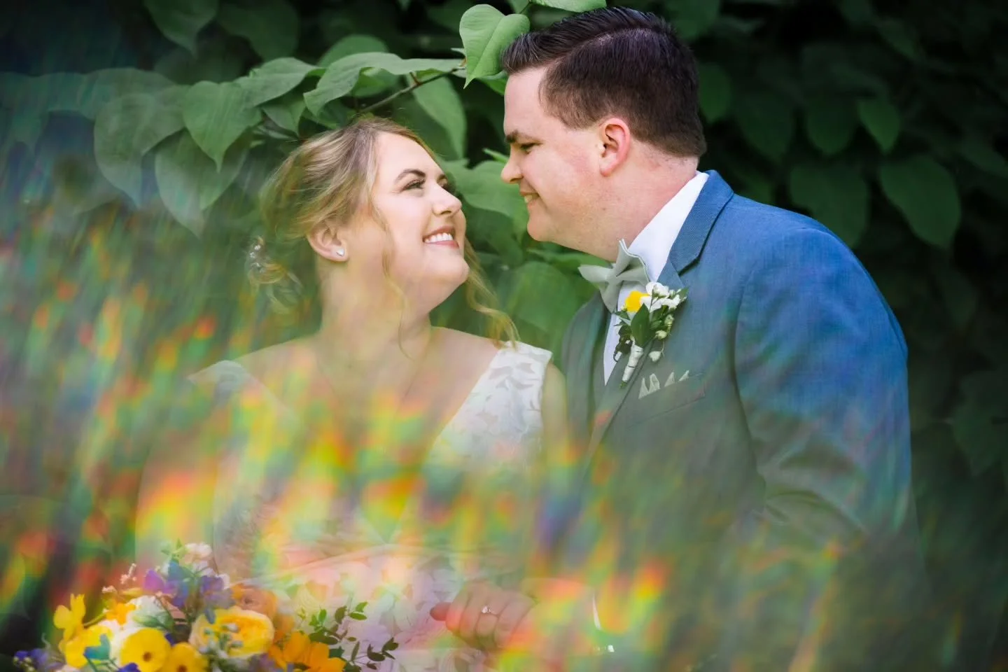 Colors, connections, and a dash of magic!

Second shot w/ @mackeyphoto
#WeddingPhotography #WeddingPortraits #PAWeddings #JustMarried #WeddingInspo #WeddingPhotographer #CouplesPhotography #AuthenticLove #StorytellingThroughPhotos #ColorfulWeddings #