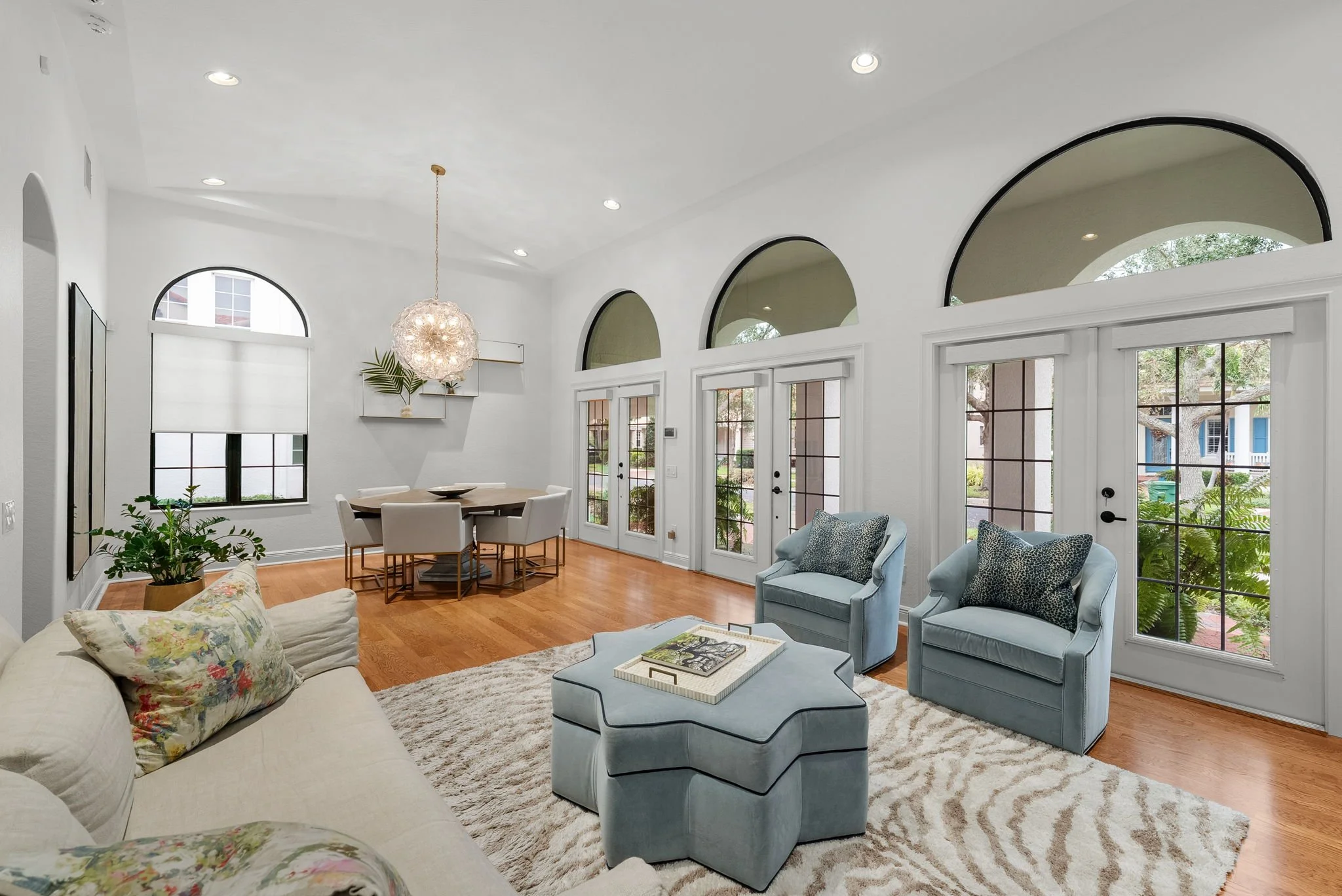 Yeats Manor Drive Photos - Tampa Listing Lab (3).jpg