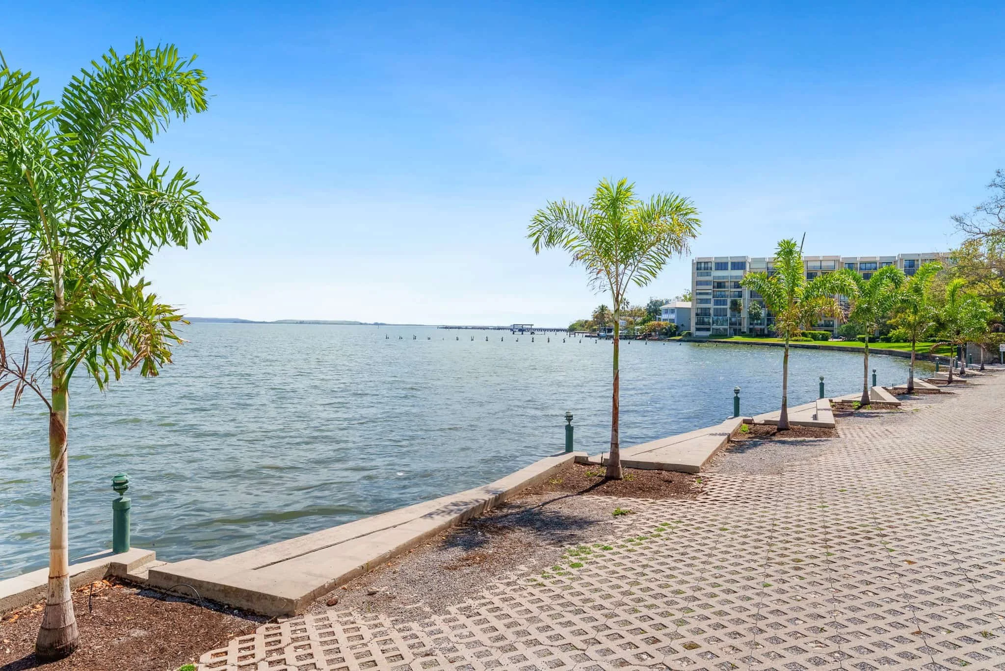 4950 Bayshore on the Boulevard-49.JPG