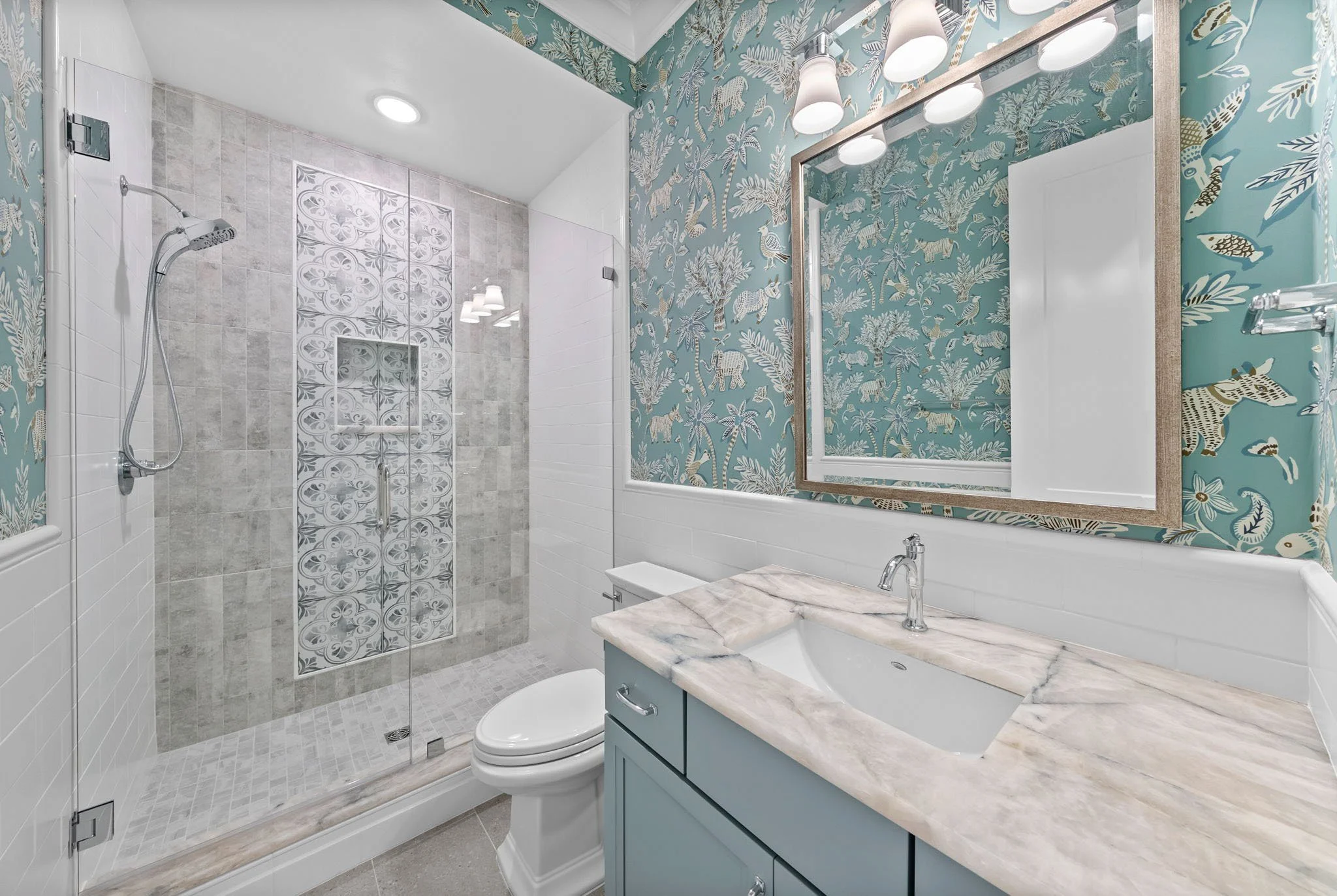 Brookwood Dr Sample Properties Tampa Listing Lab (24).jpg