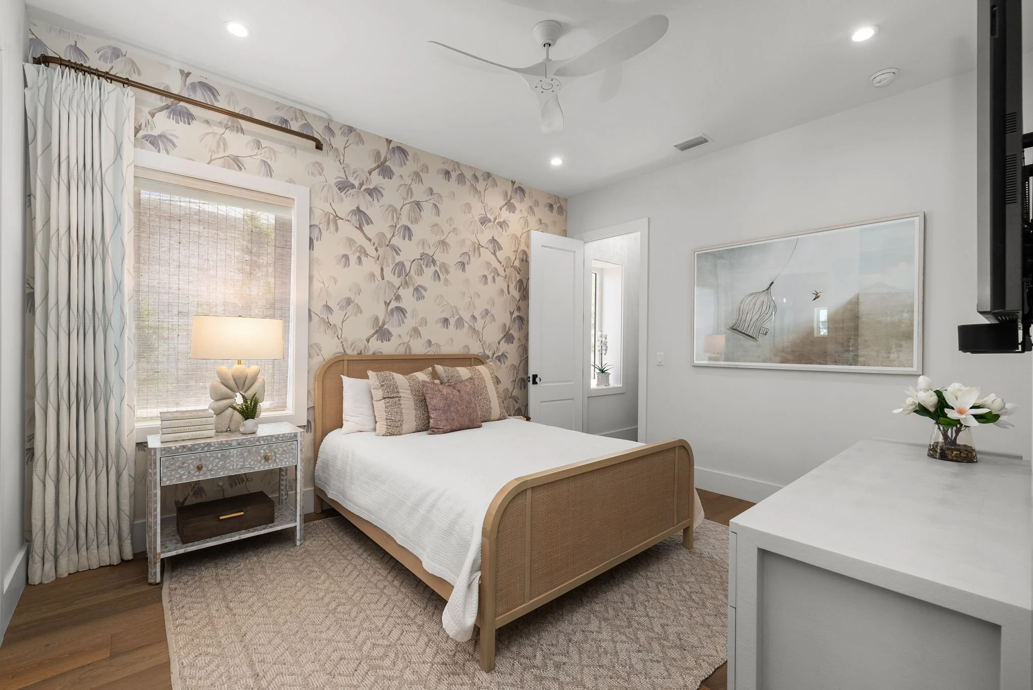 Haven Home Bath Club Blvd Interior Design Tampa Listing Lab (98).jpg