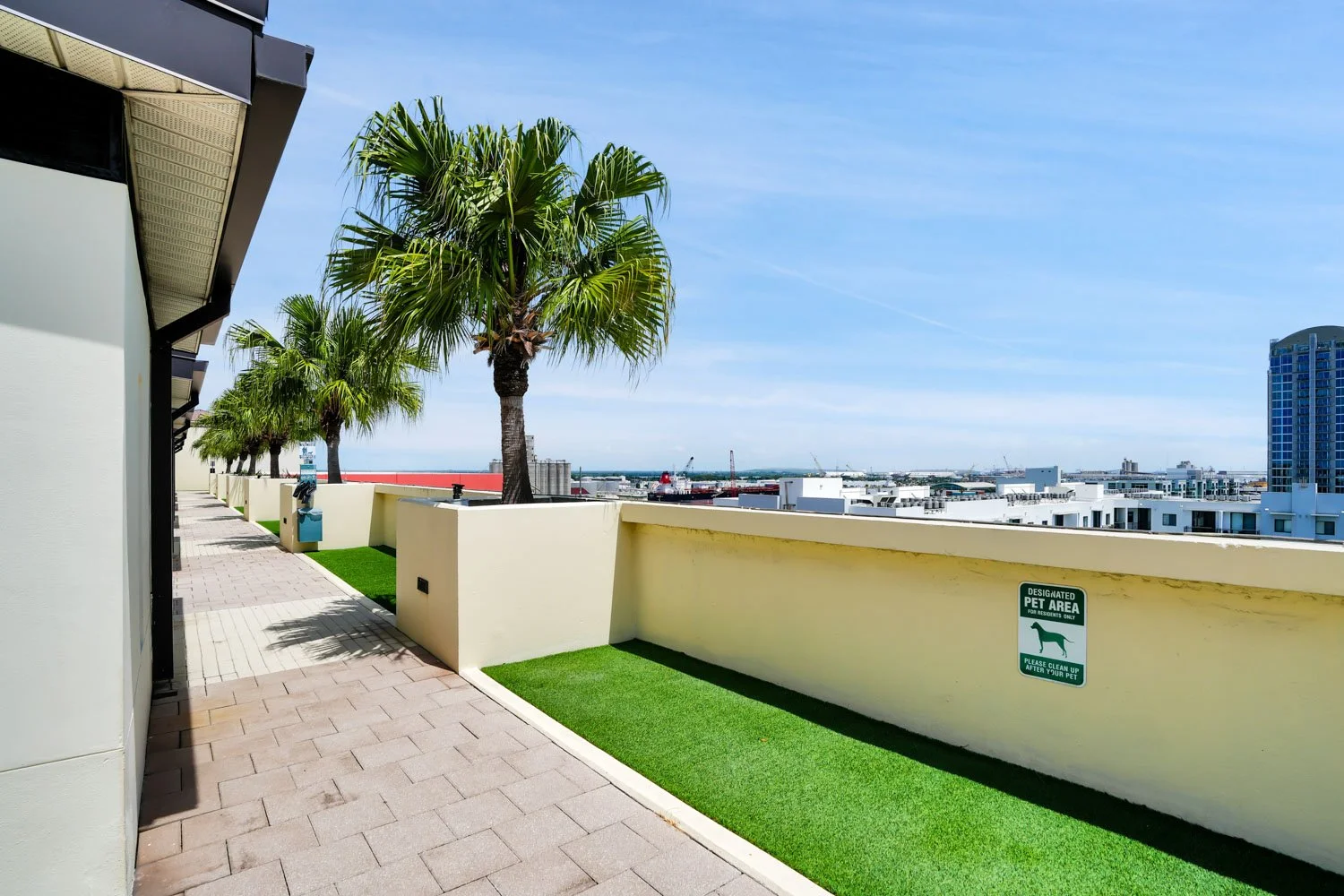 Grand Central Condo at Kennedy Tampa Listing Lab (40).jpg