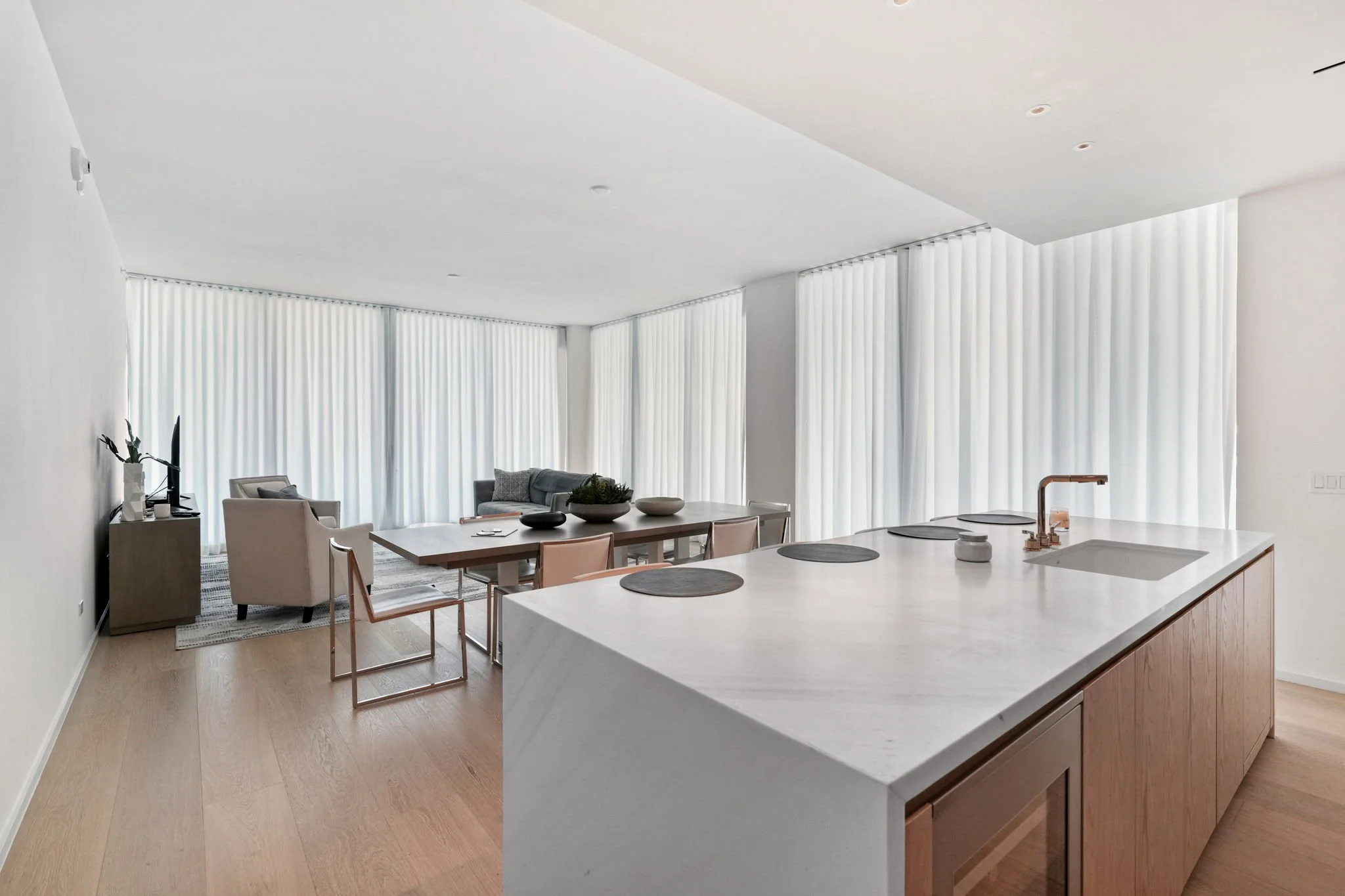 Tampa Edition Luxury Condo Real Estate 1403 (2).jpg