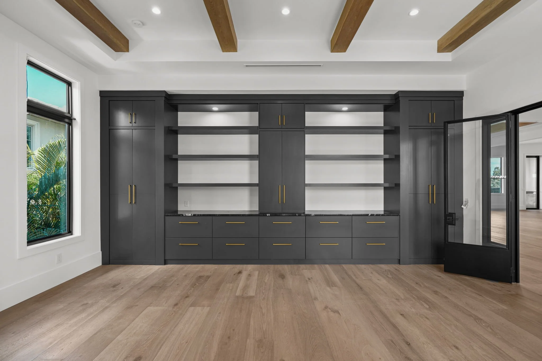 Homer Drive Brookshire Homes Tampa Listing Lab (12).jpg