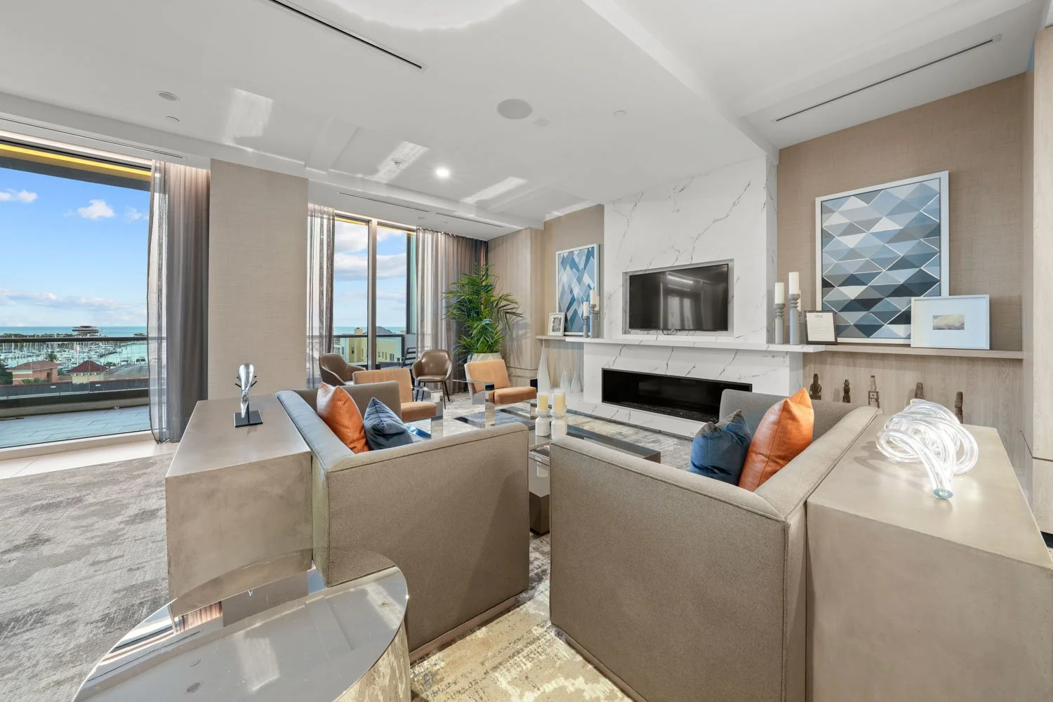 ONE St Petersburg  Amenities Tampa Listing Lab (21).jpg