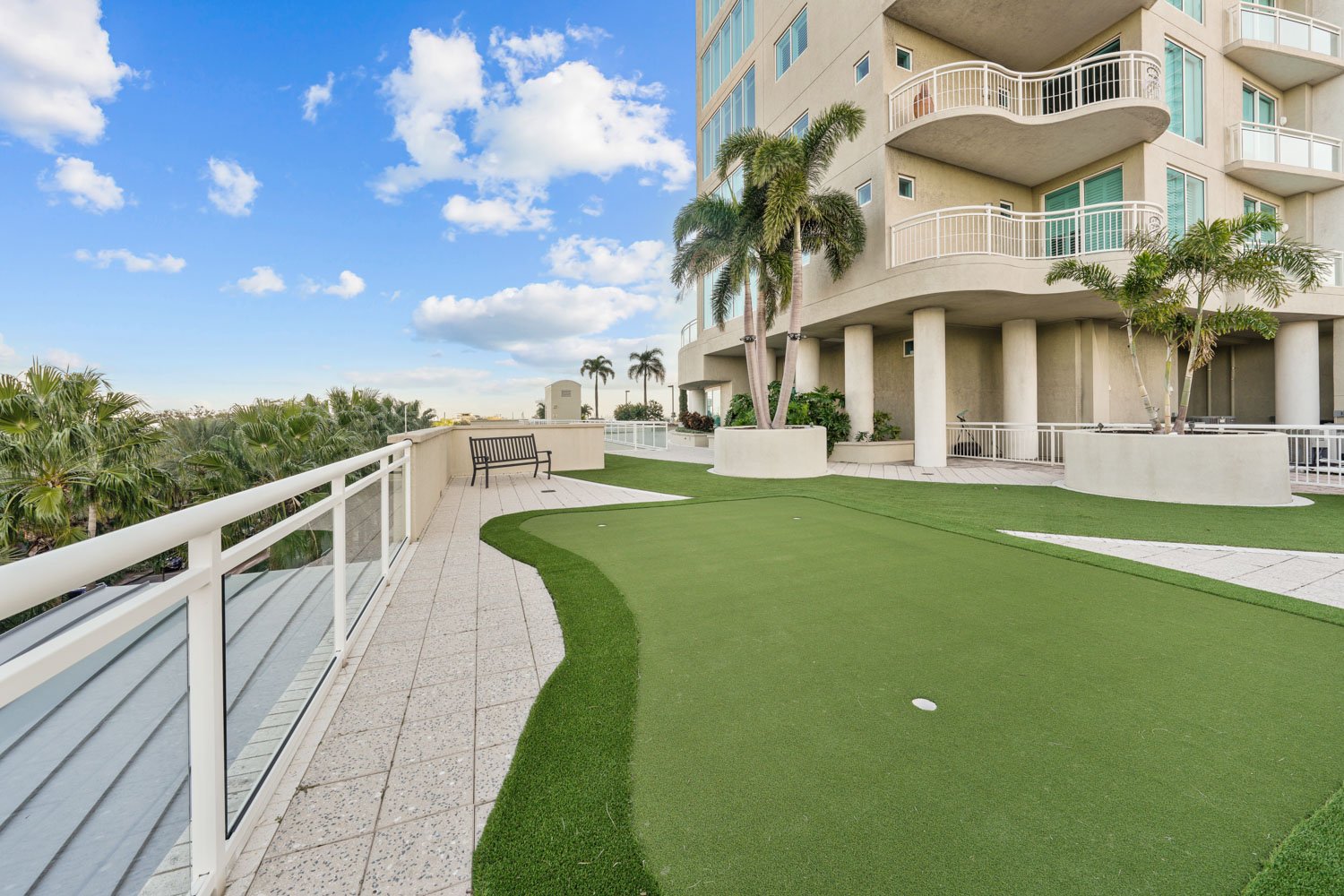 Ovation St Petersburg Amenities Tampa Listing Lab (2).jpg