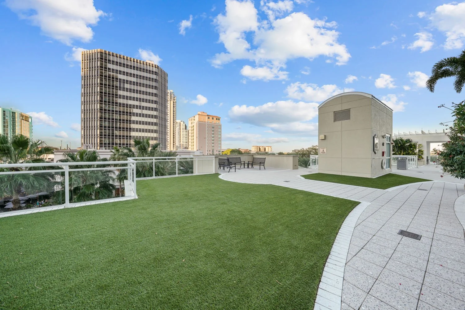 Ovation St Petersburg Amenities Tampa Listing Lab (3).jpg