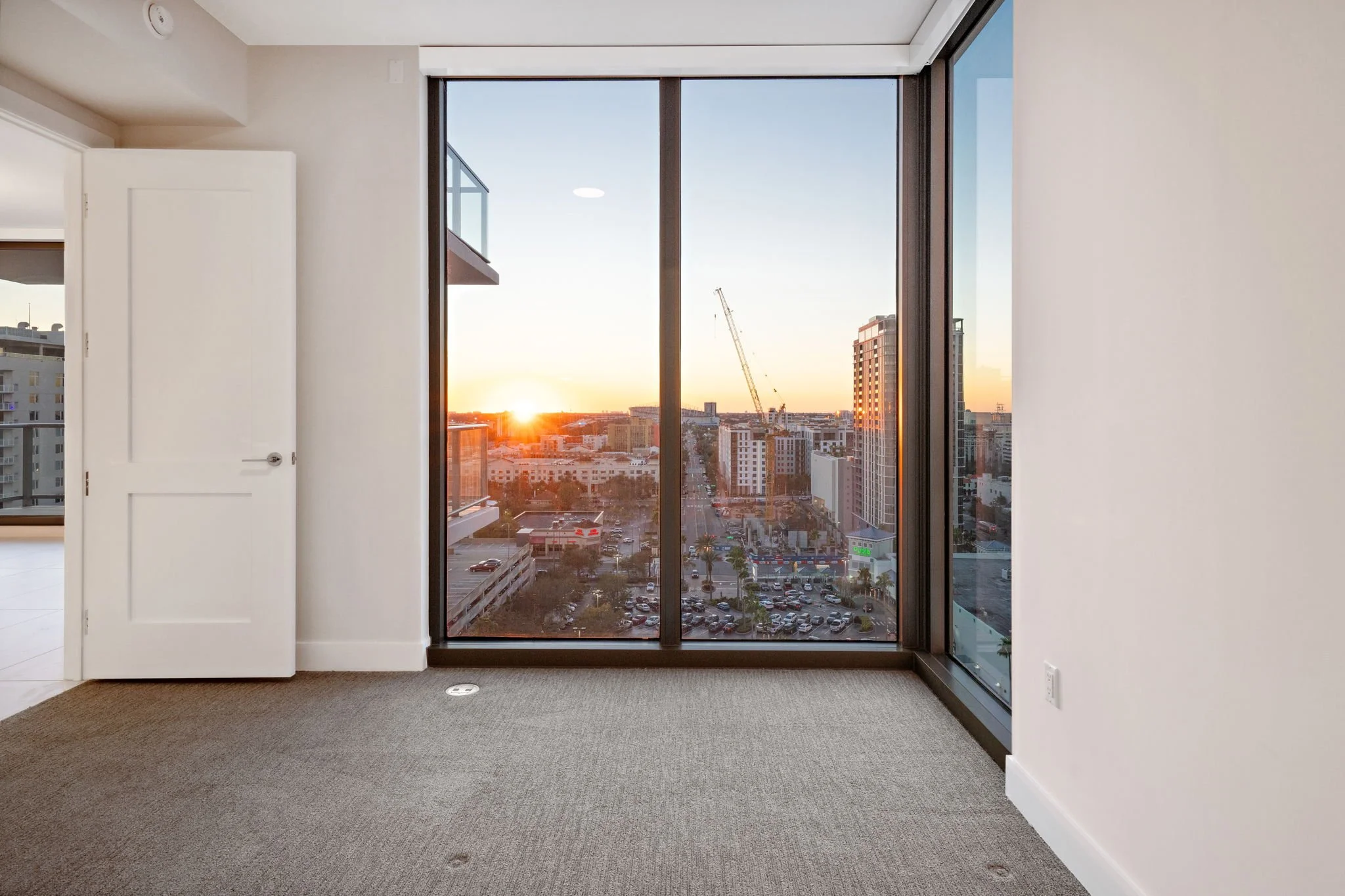 Twilight Saltaire St Pete Condo (6).JPG