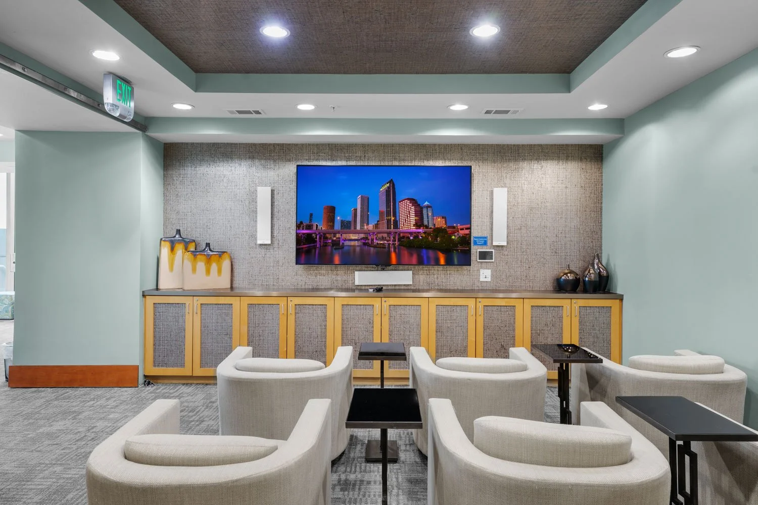 Skypoint Condo - Tampa Listing Lab20.jpg