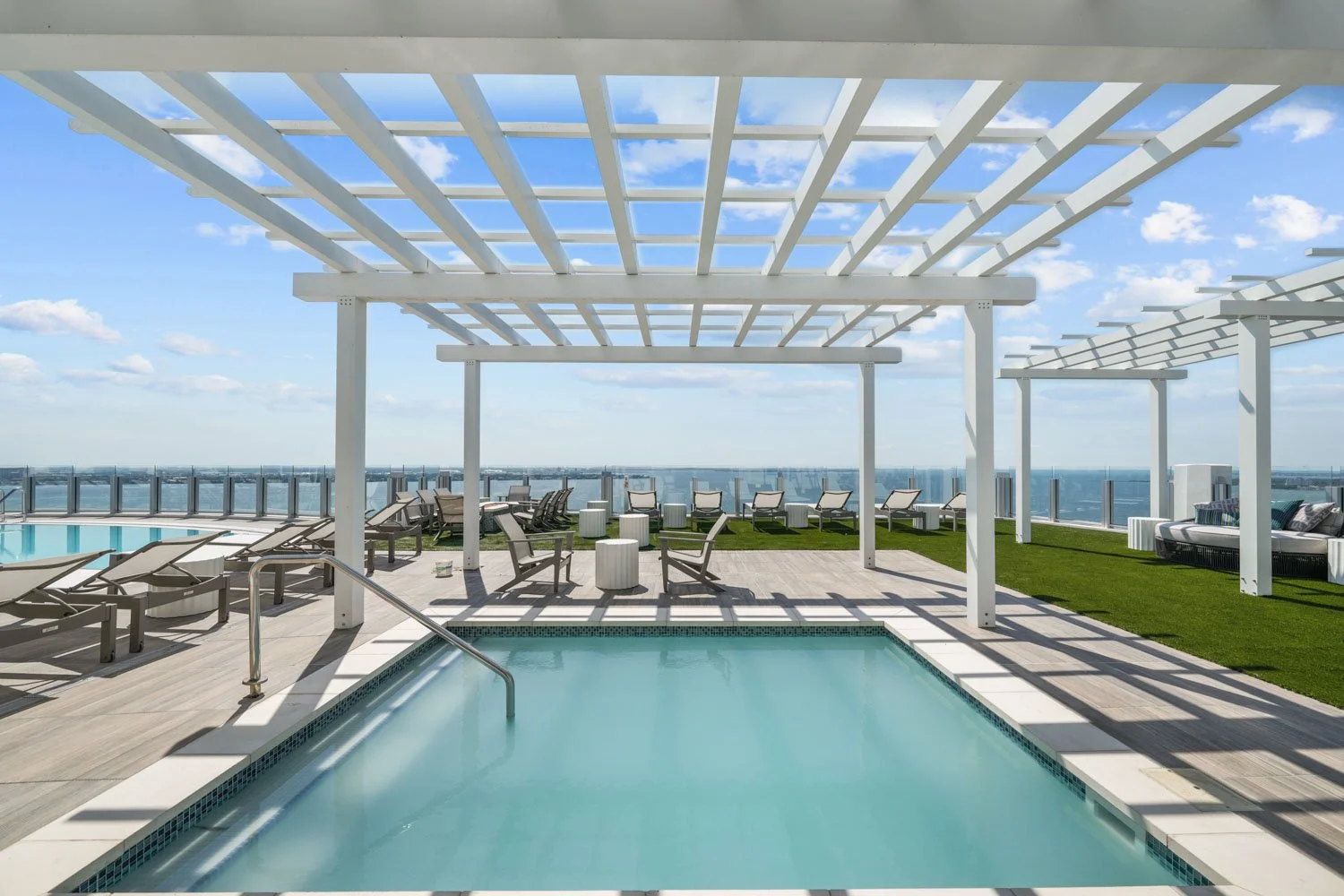 Altura Bayshore Rooftop Amenities-Tampa Listing Lab46.jpg