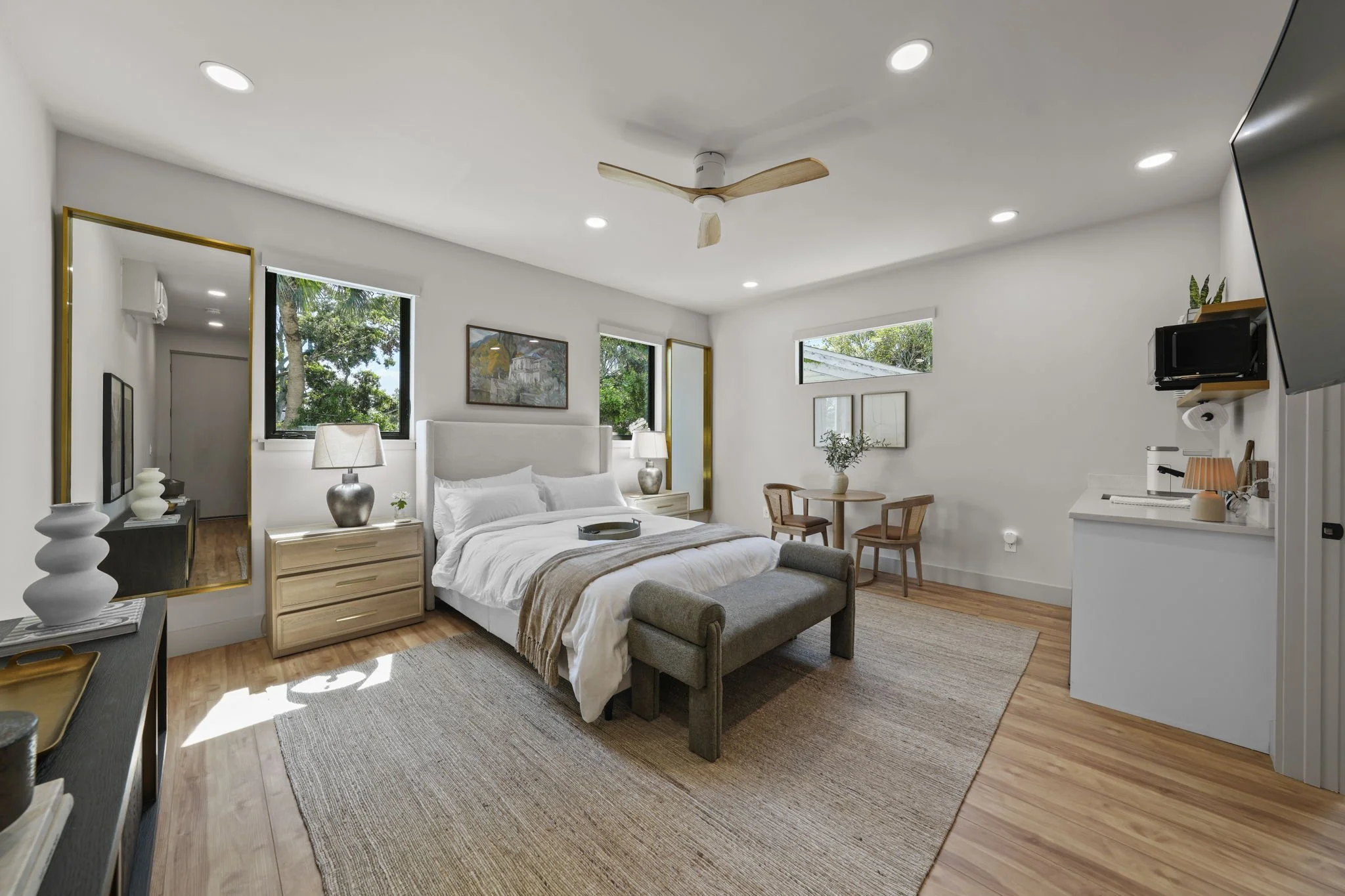 South Tampa Airbnb Photos (2).jpg