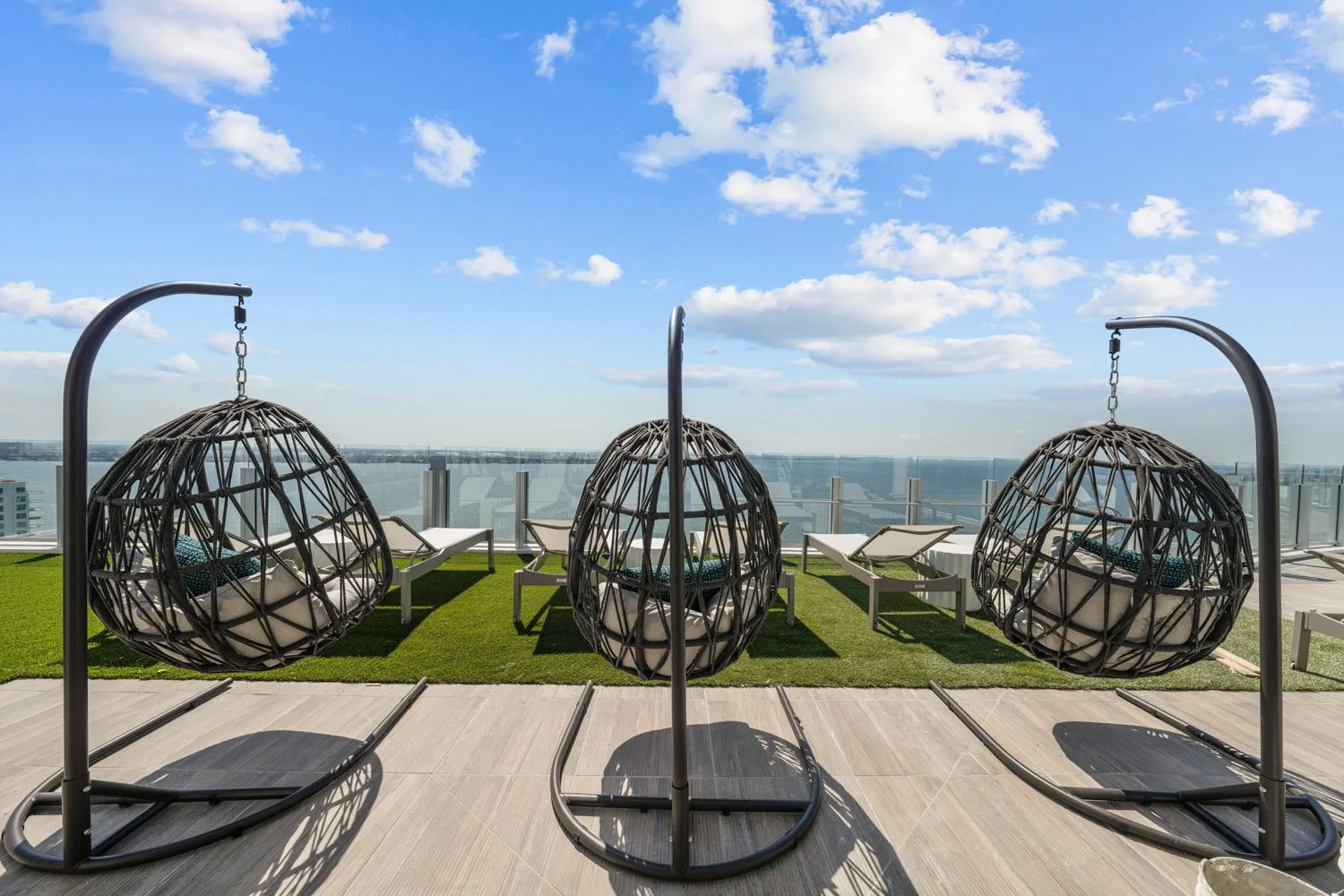 Altura Bayshore Rooftop Amenities-Tampa Listing Lab37.jpg