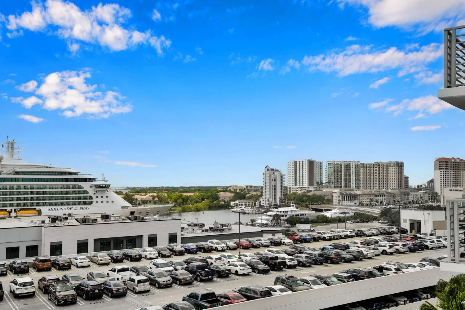 Towers of Channelside - Tampa Listing Lab  (26).jpg