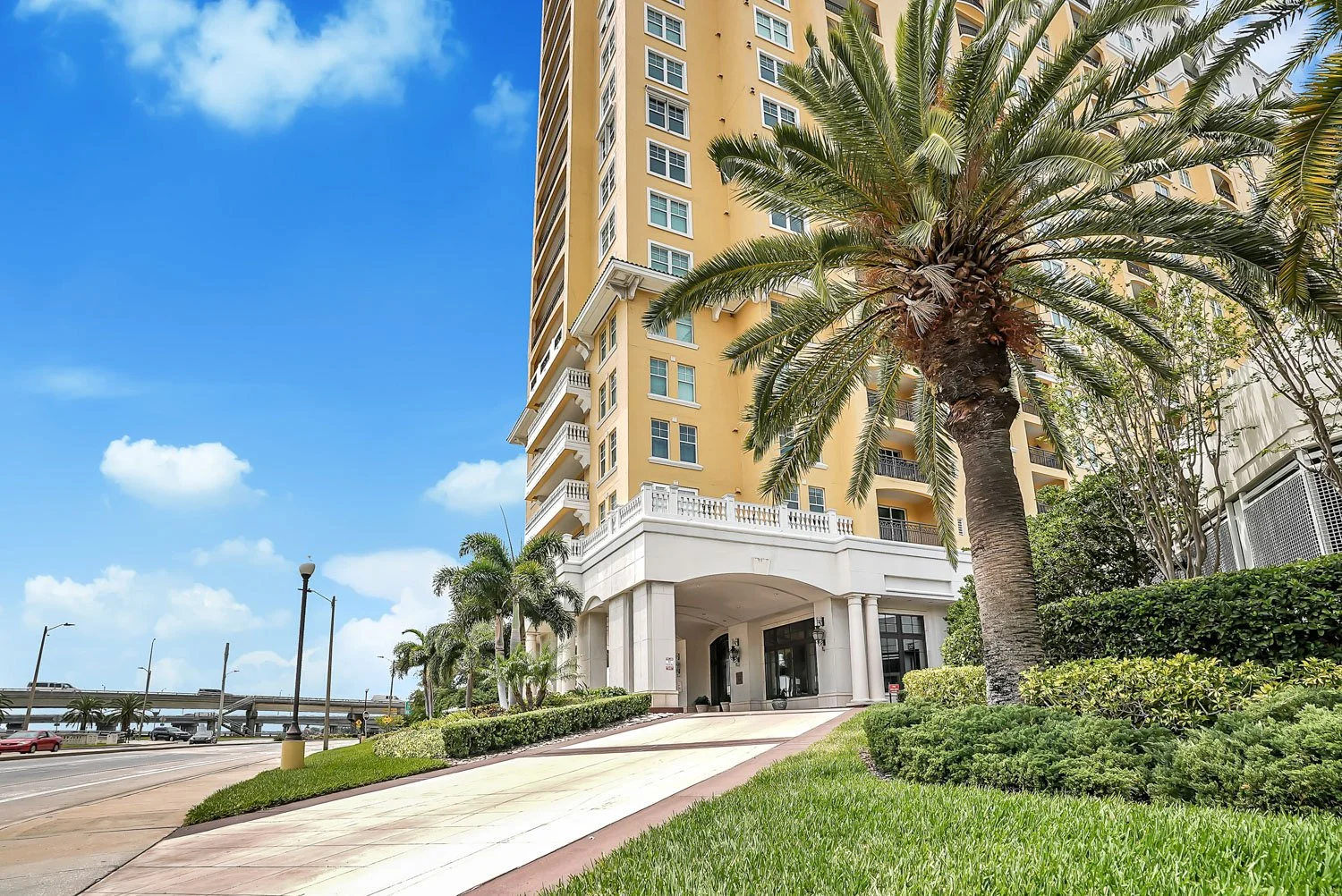 345 Bayshore Amenities Tampa Listing Lab (1).jpg