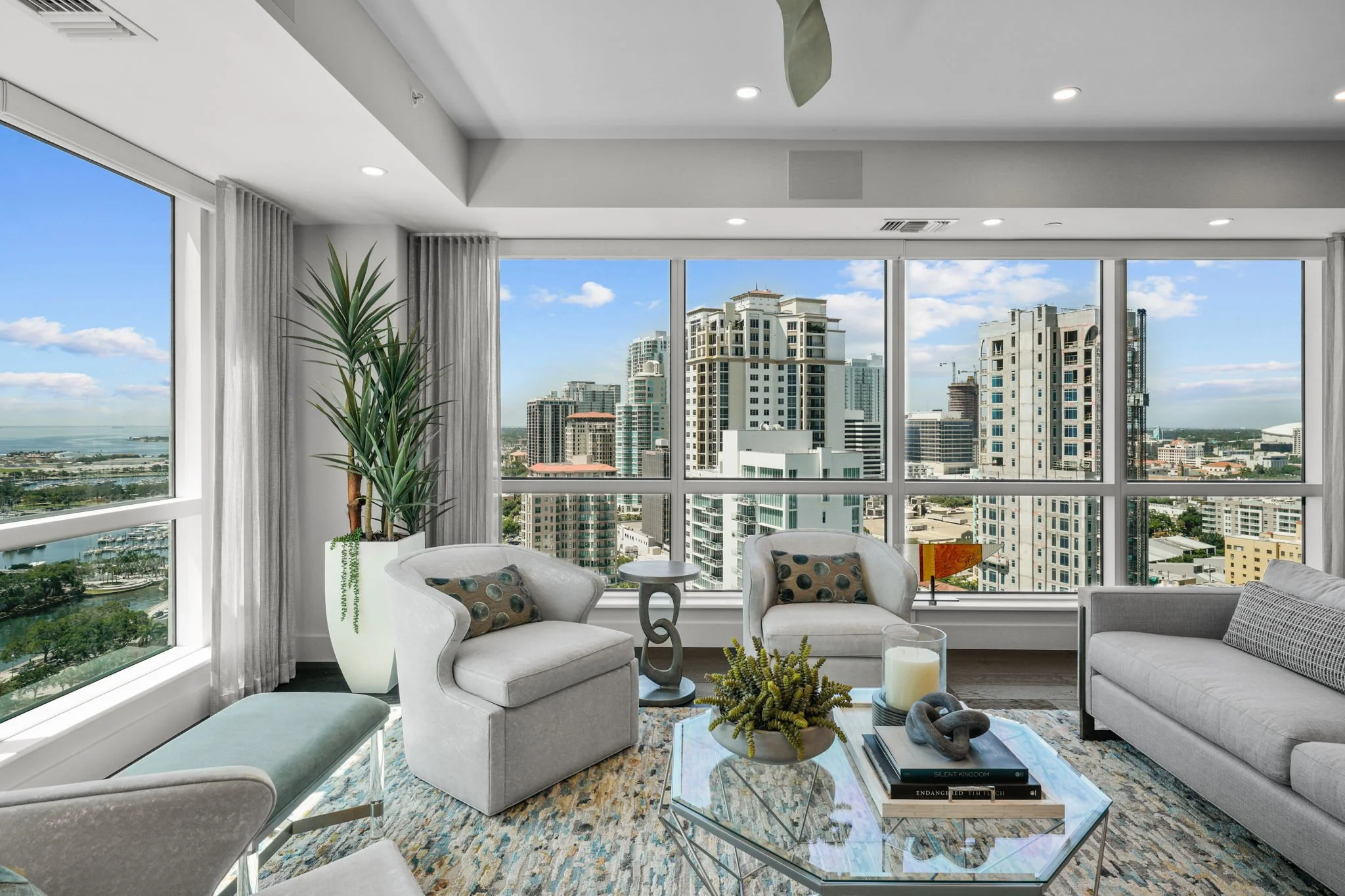 Haven Home 400 Beach 22nd FLR Interior Design Downtown St Pete Tampa Listing Lab (18).jpg