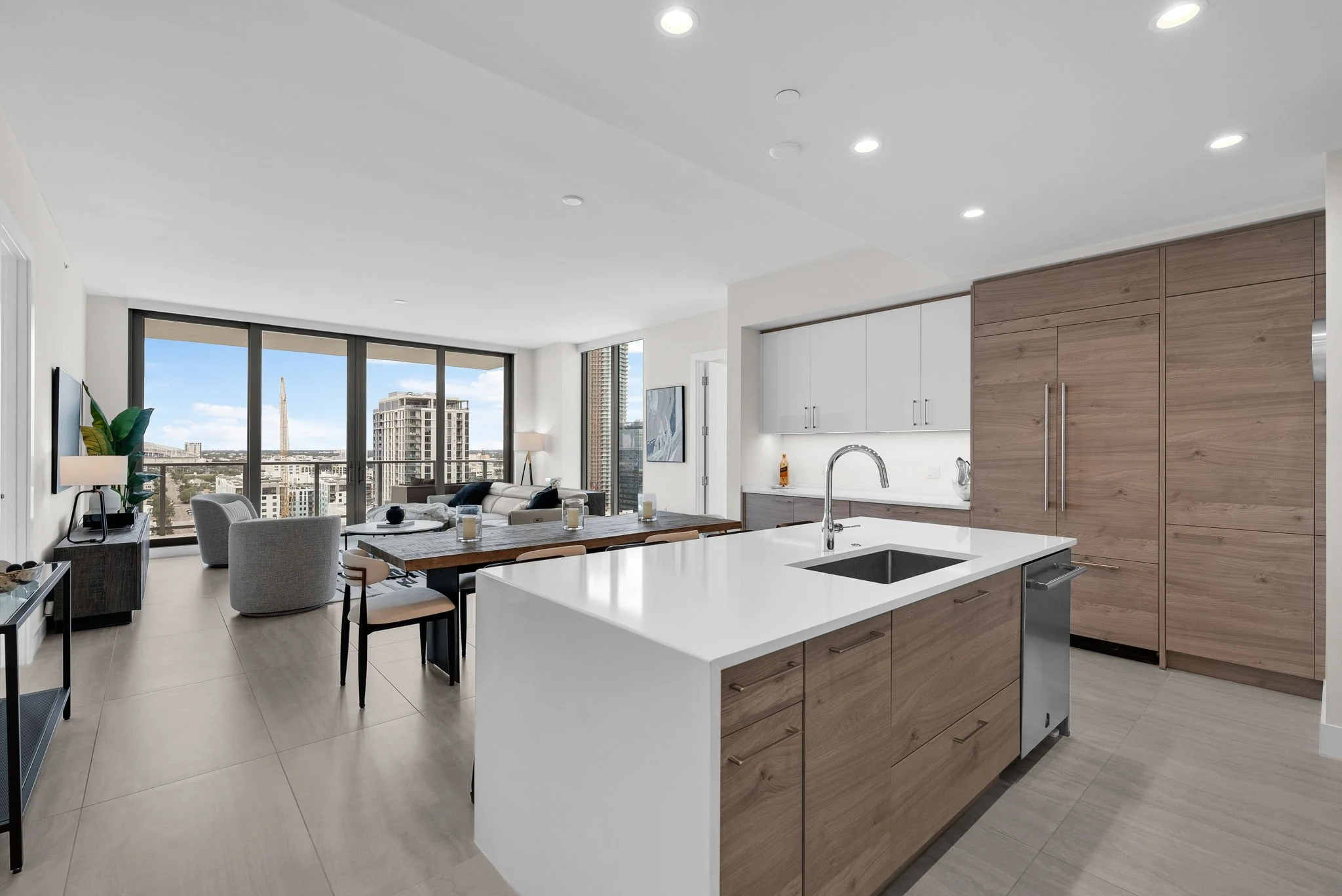 Saltaire 1905 St Pete Real Estate Condo Photos (1).jpg