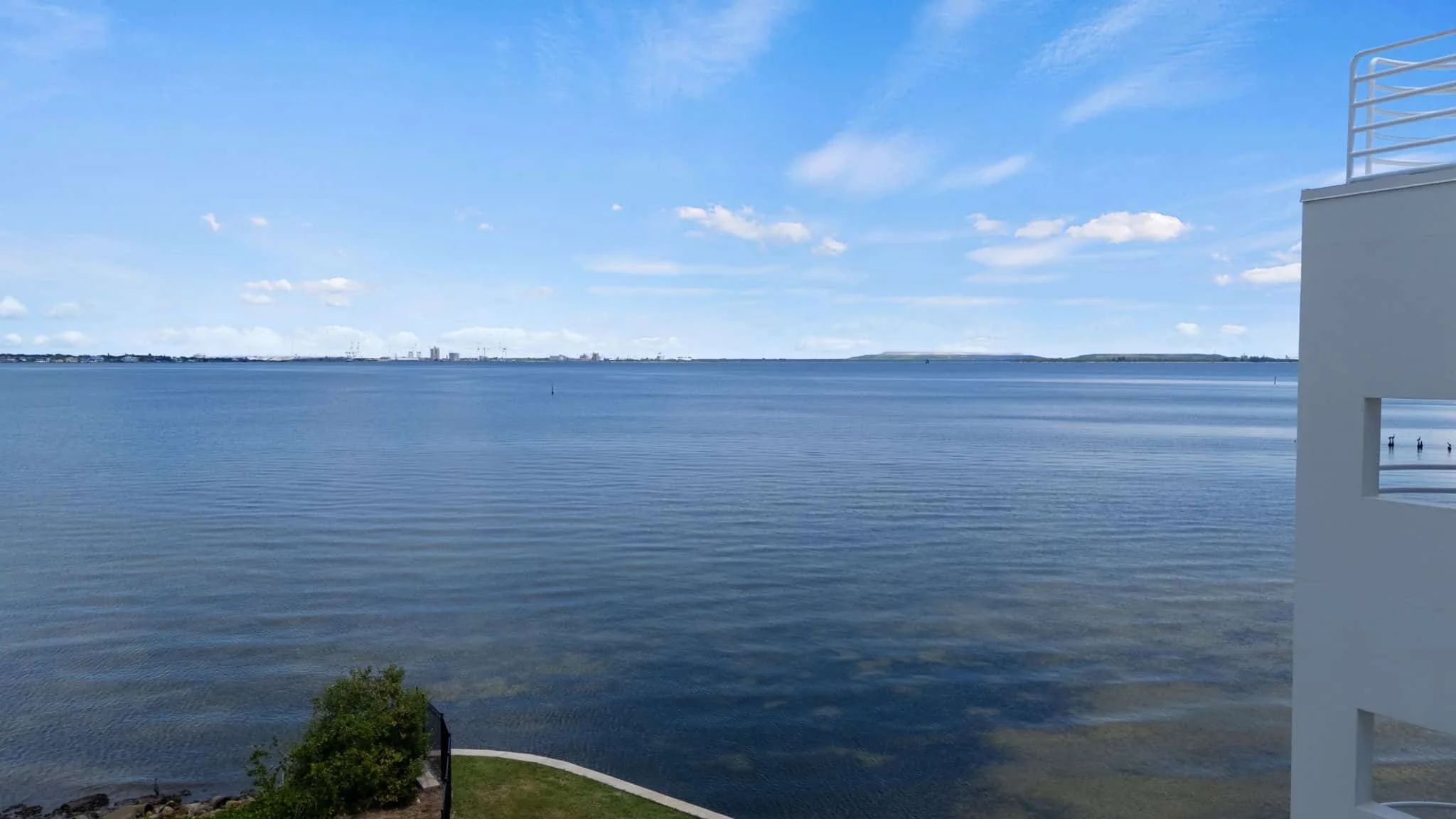4950 Bayshore on the Boulevard-17.JPG