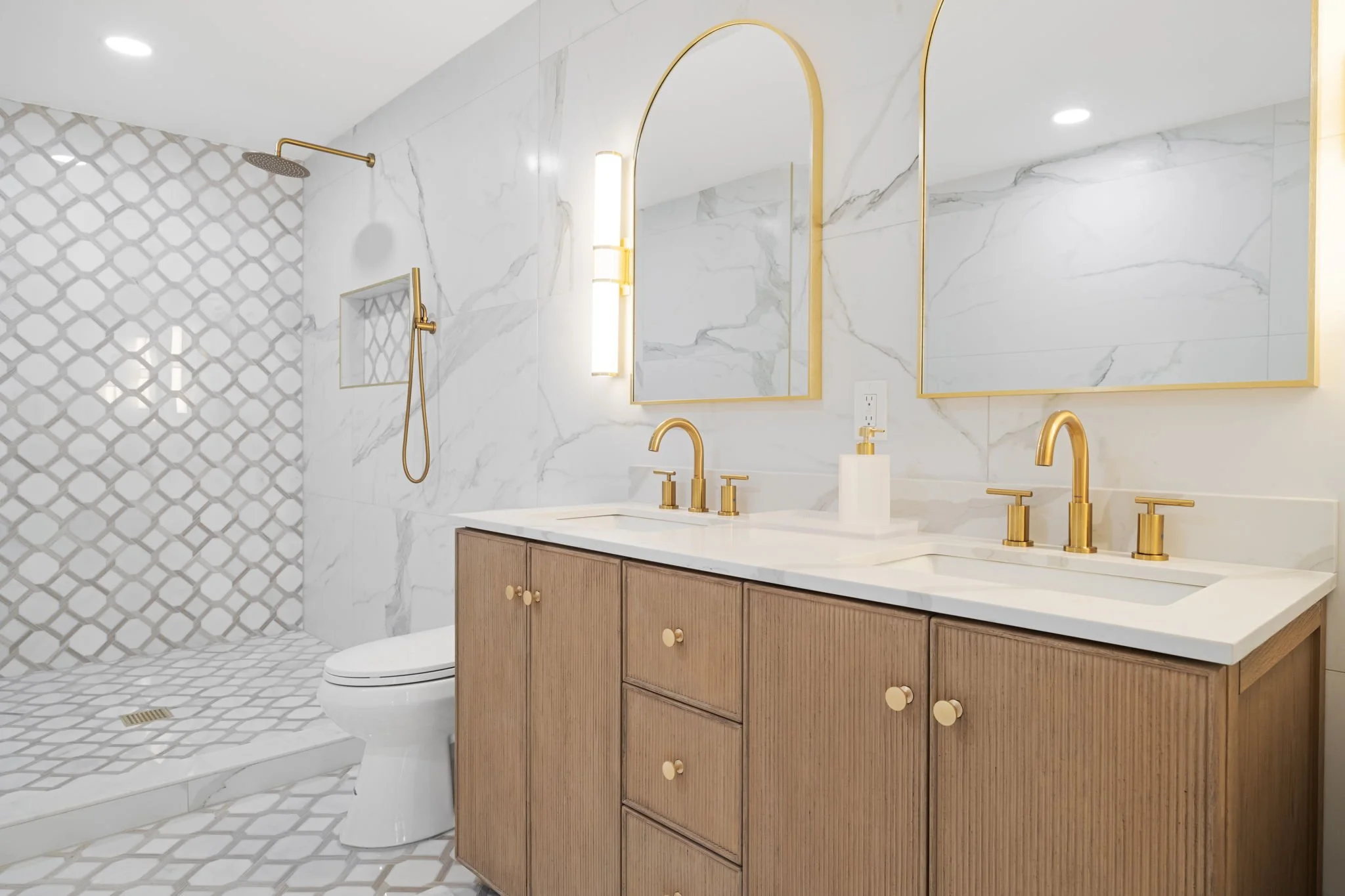 5011 S Elberon St Tampa Listing Lab (7).jpg