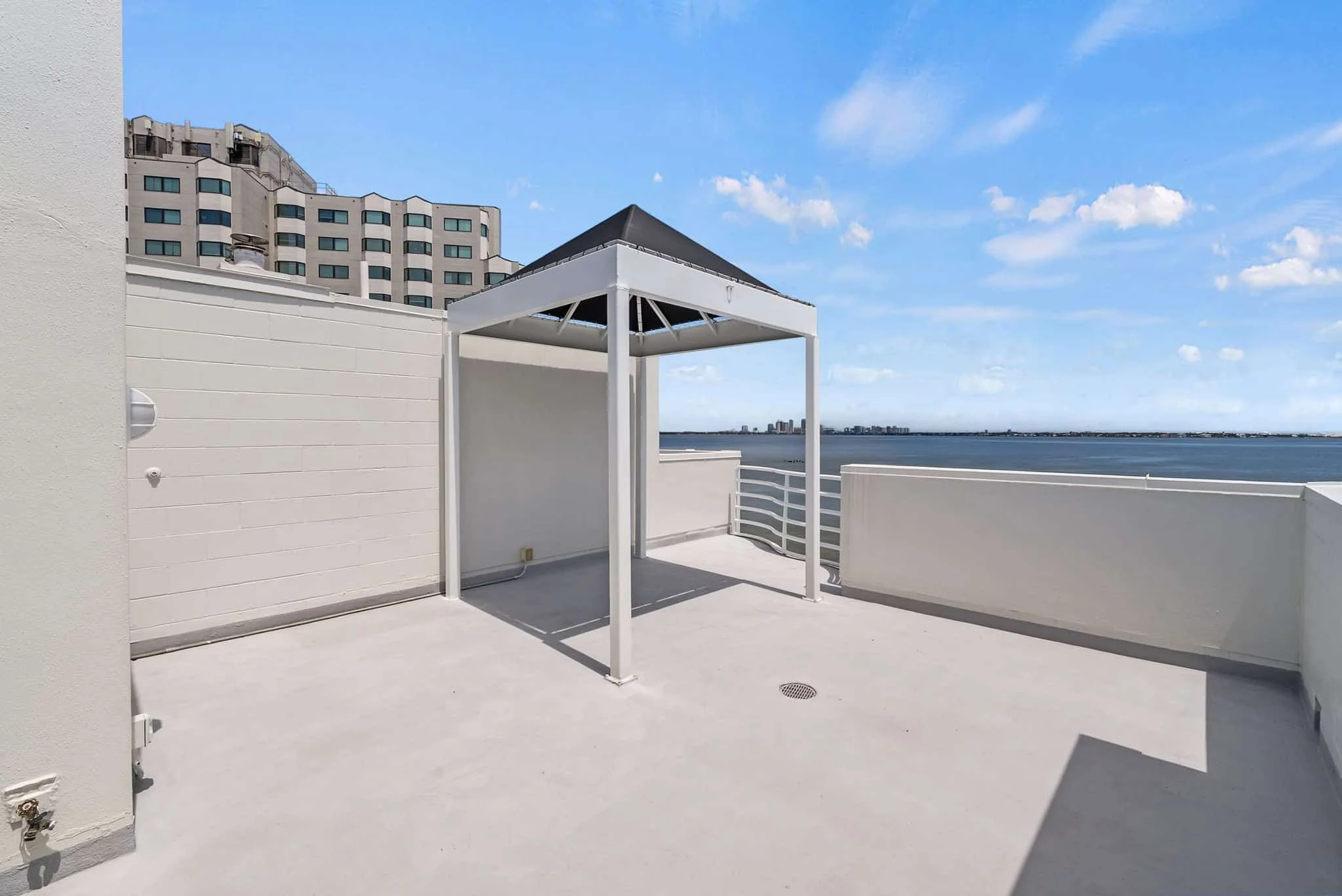 4950 Bayshore on the Boulevard-39.jpg