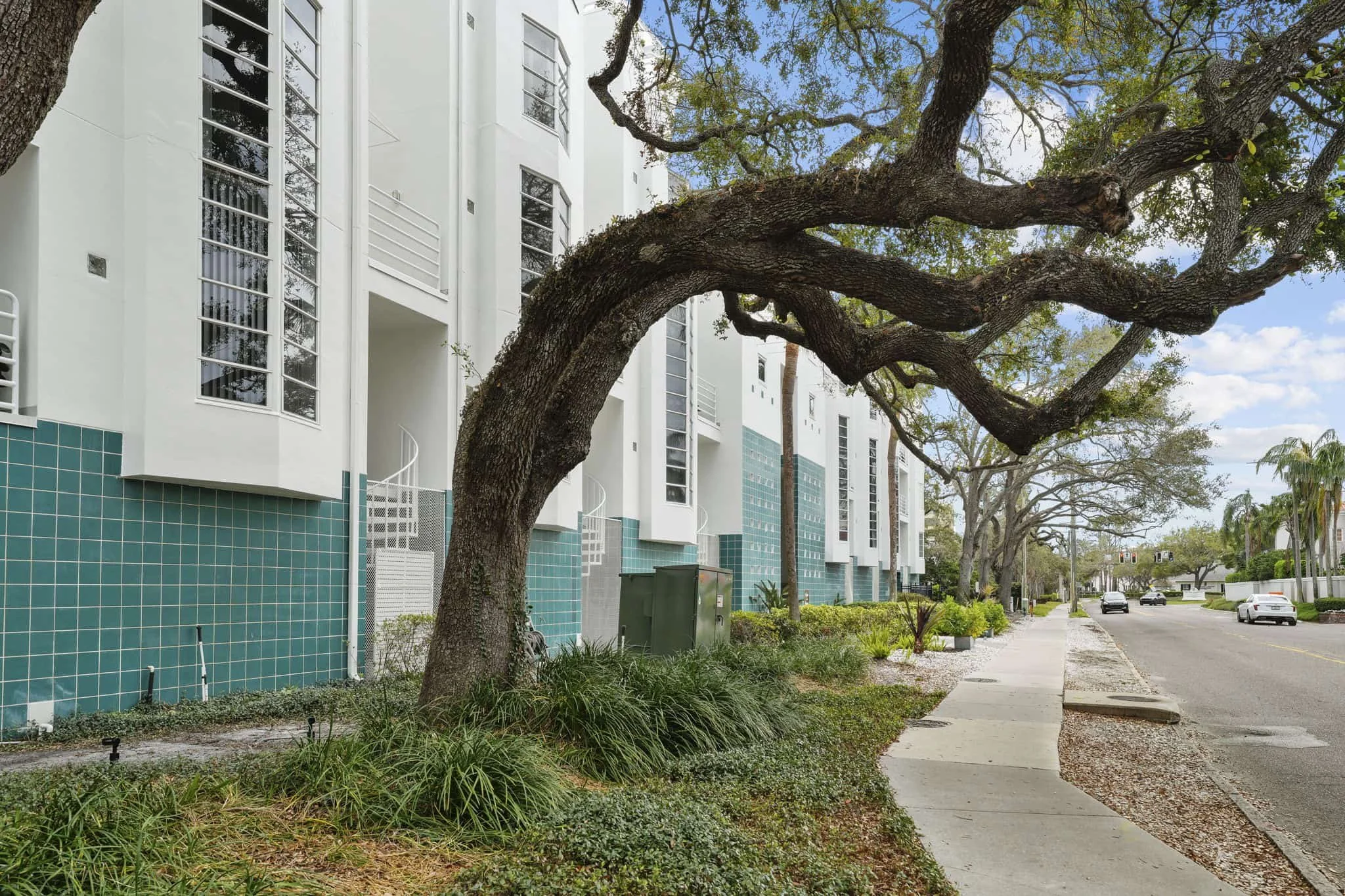 4950 Bayshore on the Boulevard-40.jpg