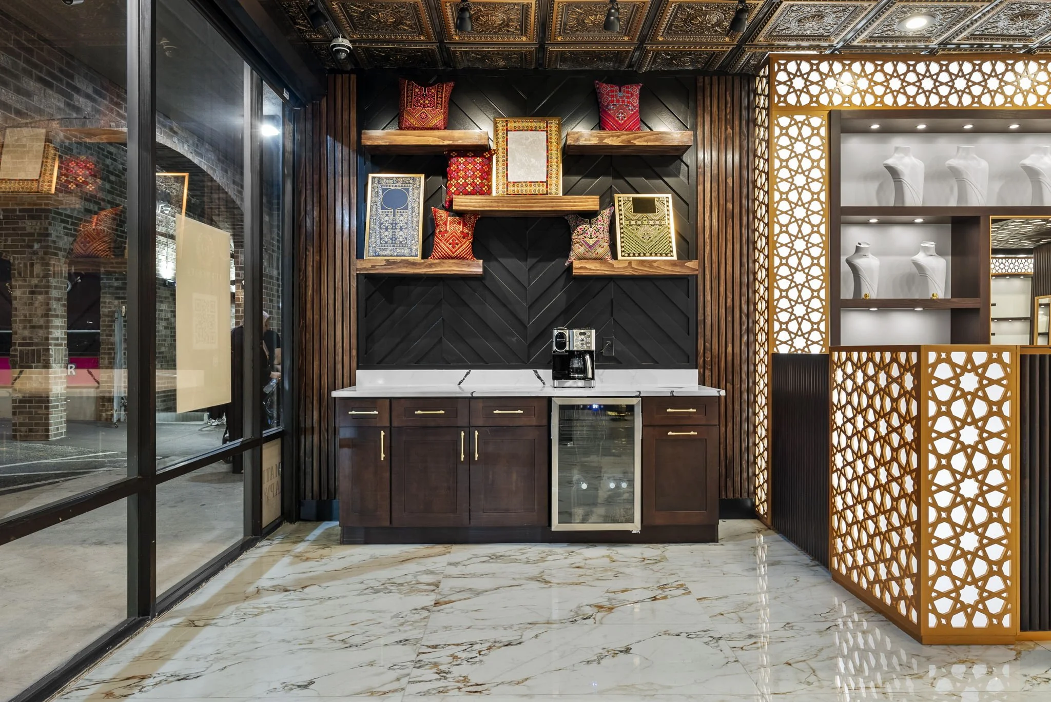 Jewlery Store Amaan Shaikh - YTE Construction - Tampa Listing Lab (4).jpg