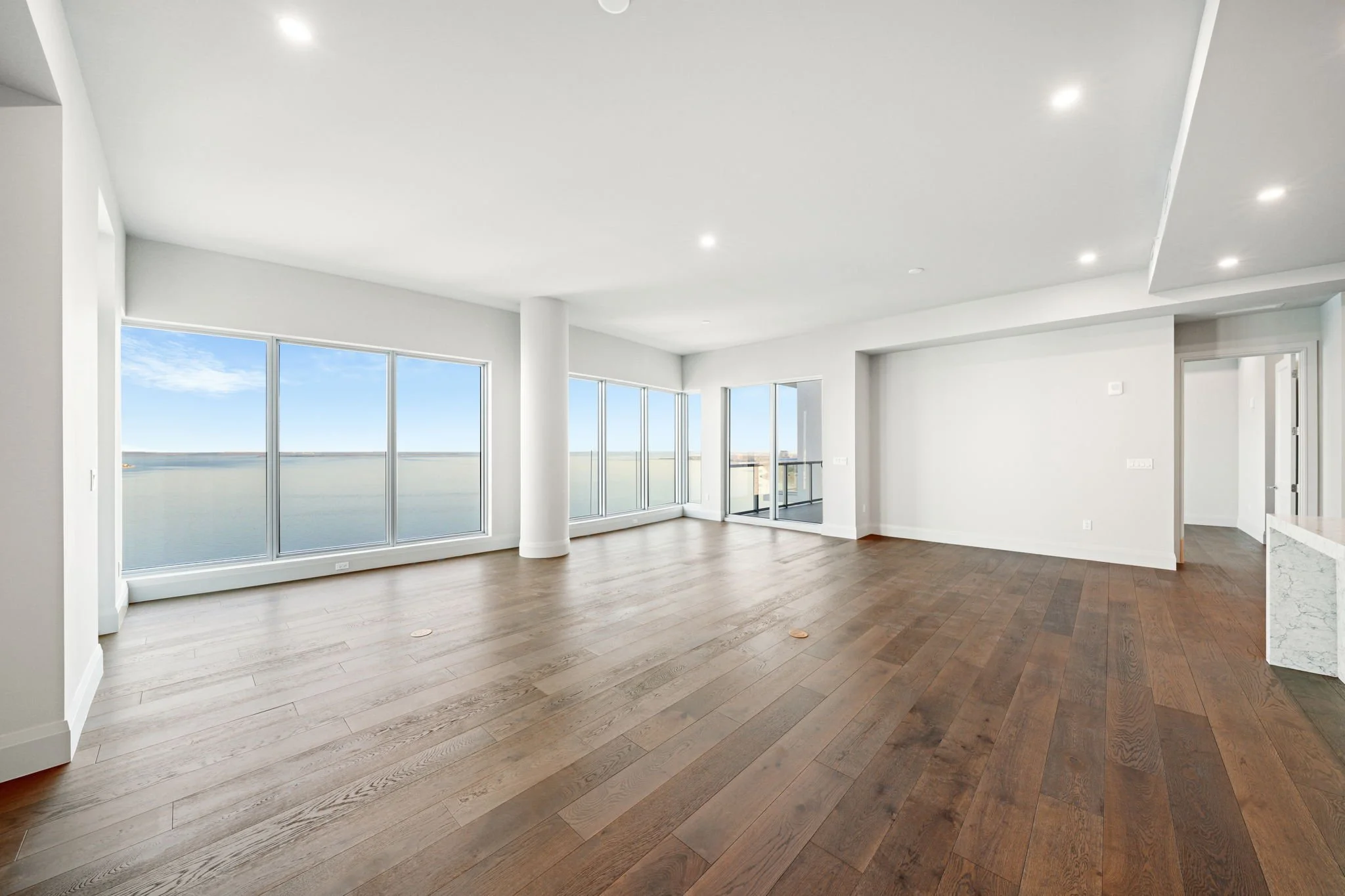 Altura Bayshore 2302 Tampa Condo (2).jpg