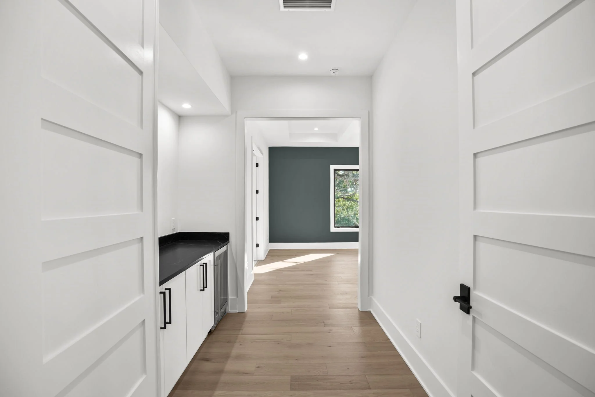 Brookshire Homes Riviera Drive (16).jpg