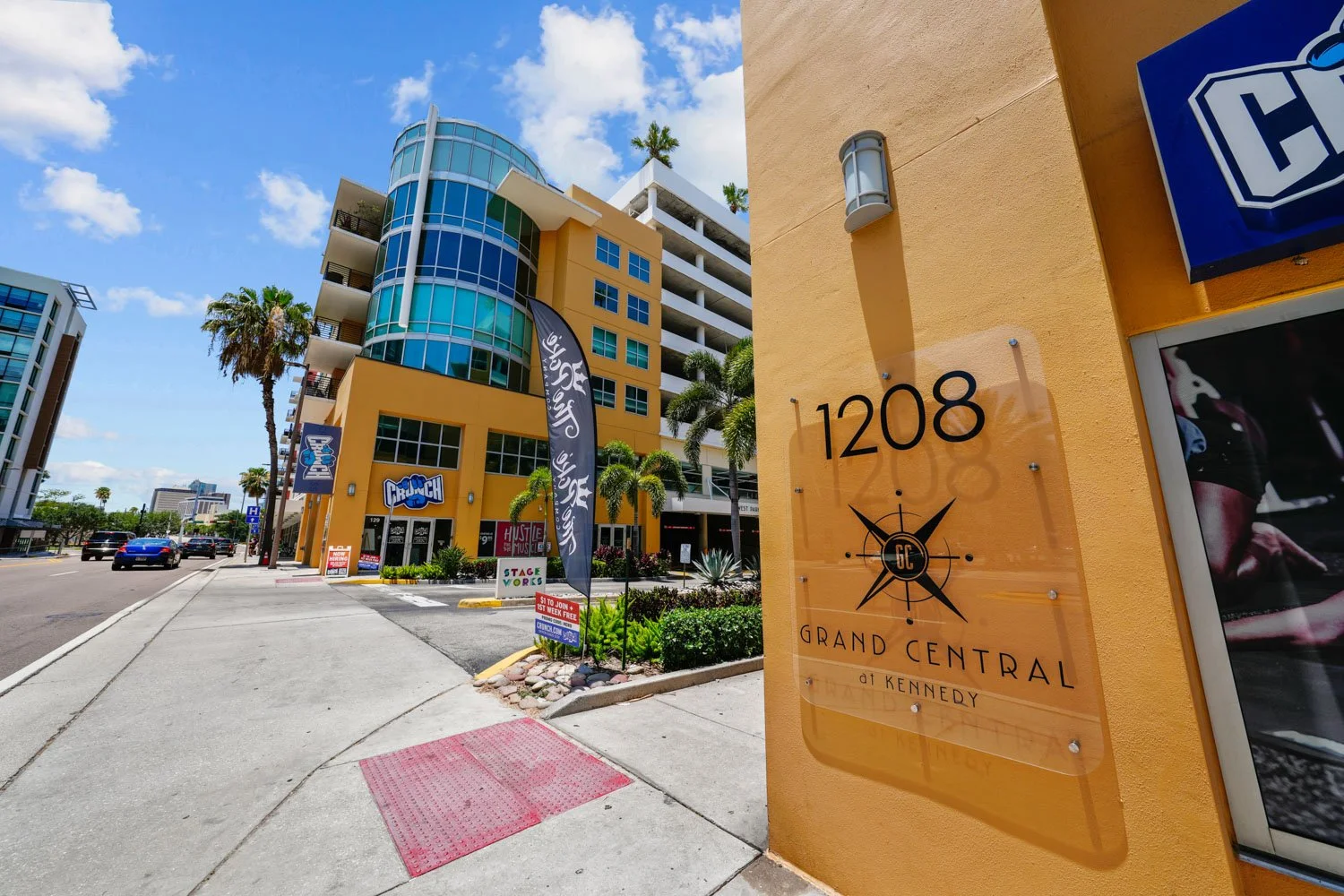 Grand Central Condo at Kennedy Tampa Listing Lab (14).jpg