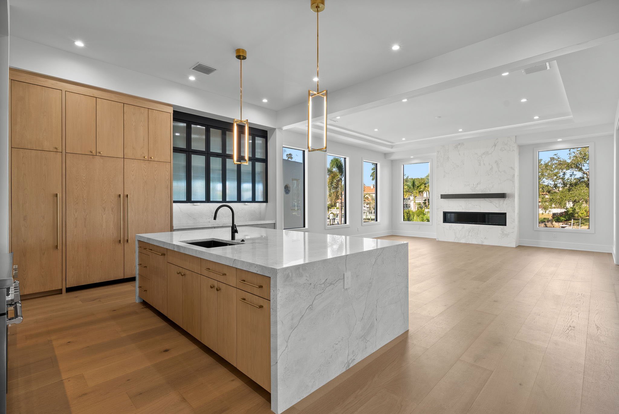 S Shore Crest Cir Brookshire Homes Tampa Listing Lab (4).JPG