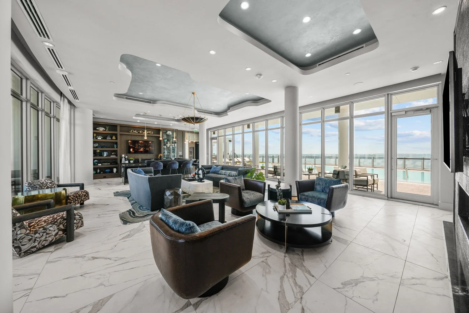 Altura Bayshore Rooftop Amenities-Tampa Listing Lab8.jpg