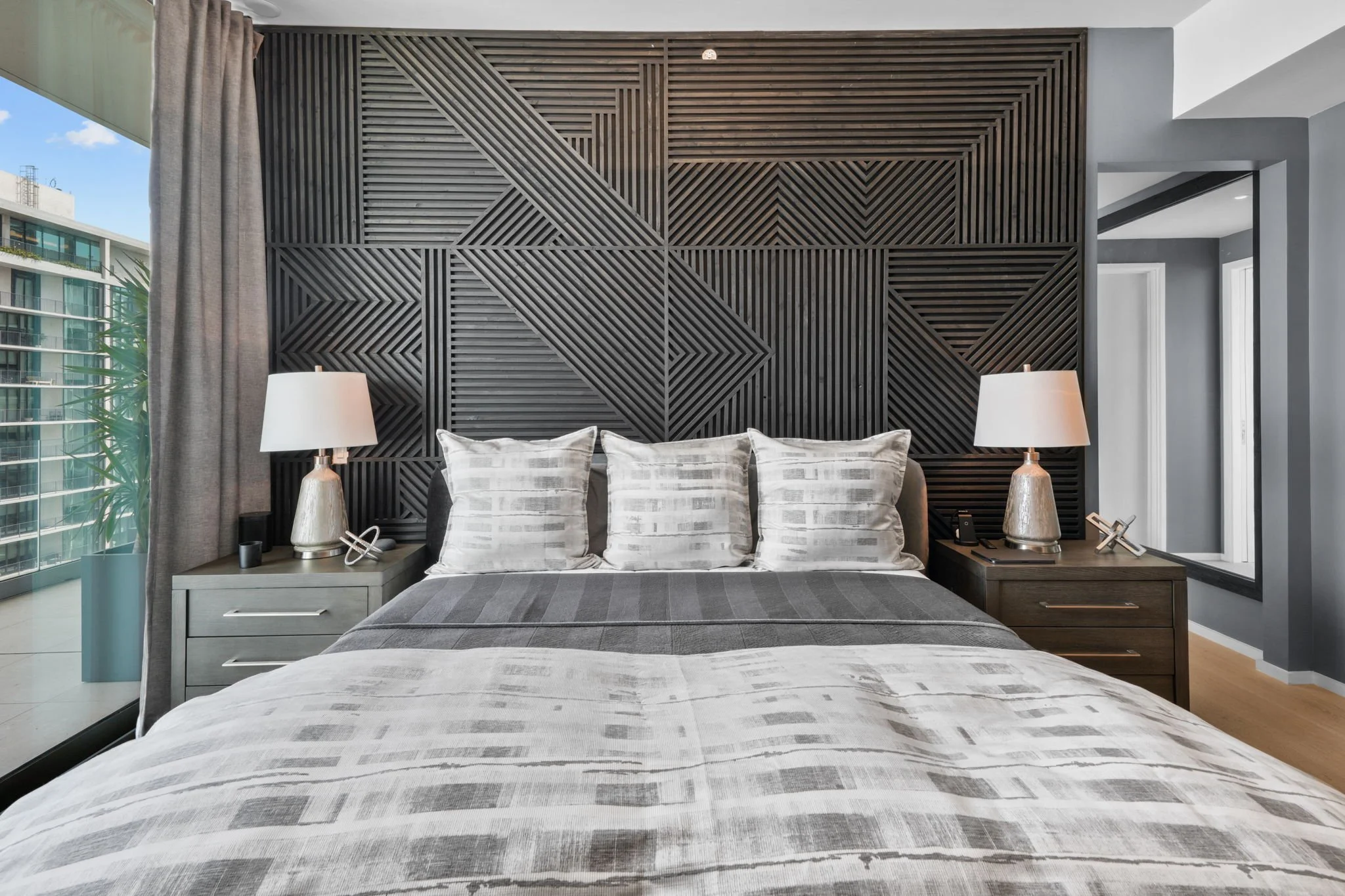 Tampa Edition Luxury Condo Real Estate 1703 (11).jpg