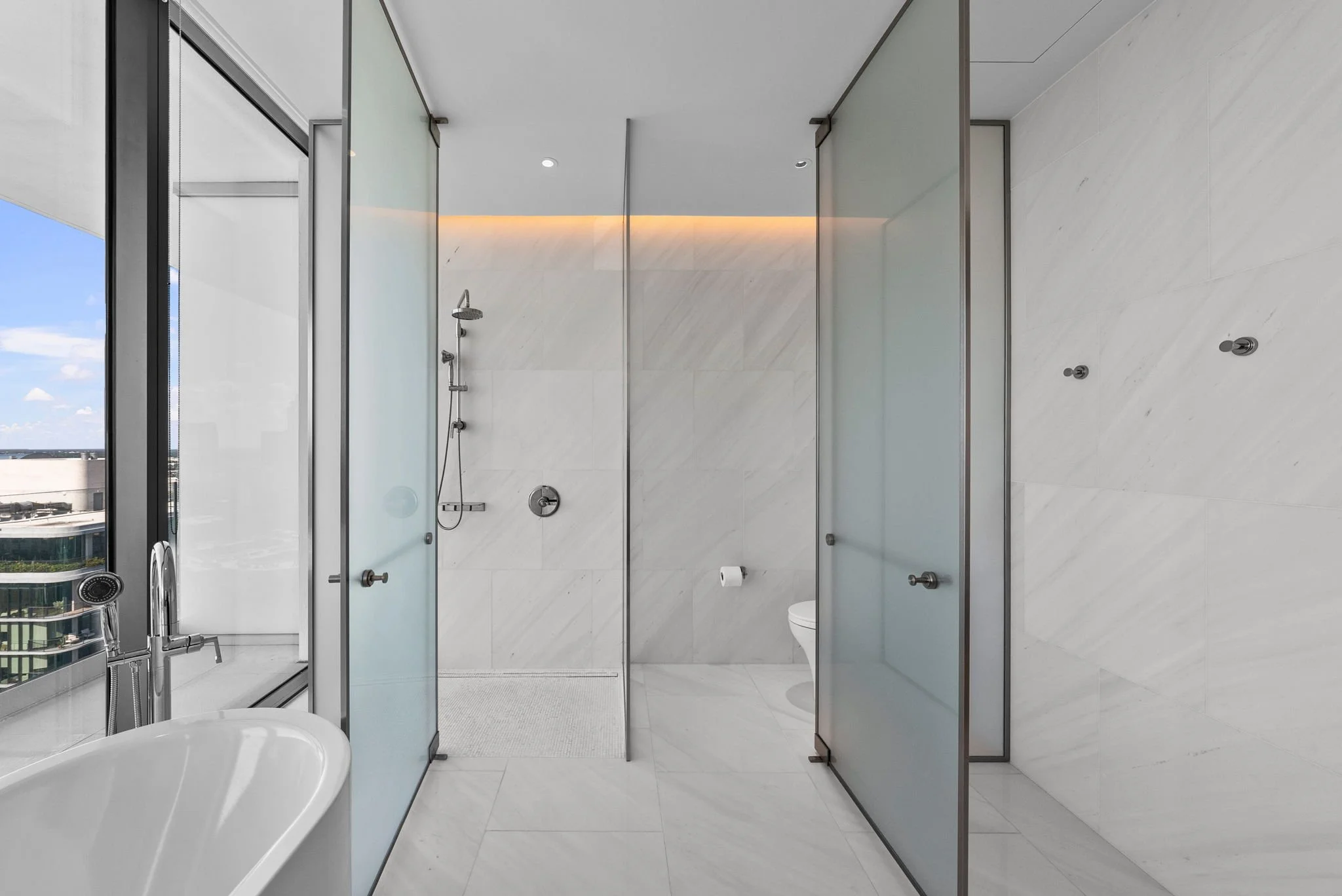 Tampa Edition 2402 (12).jpg