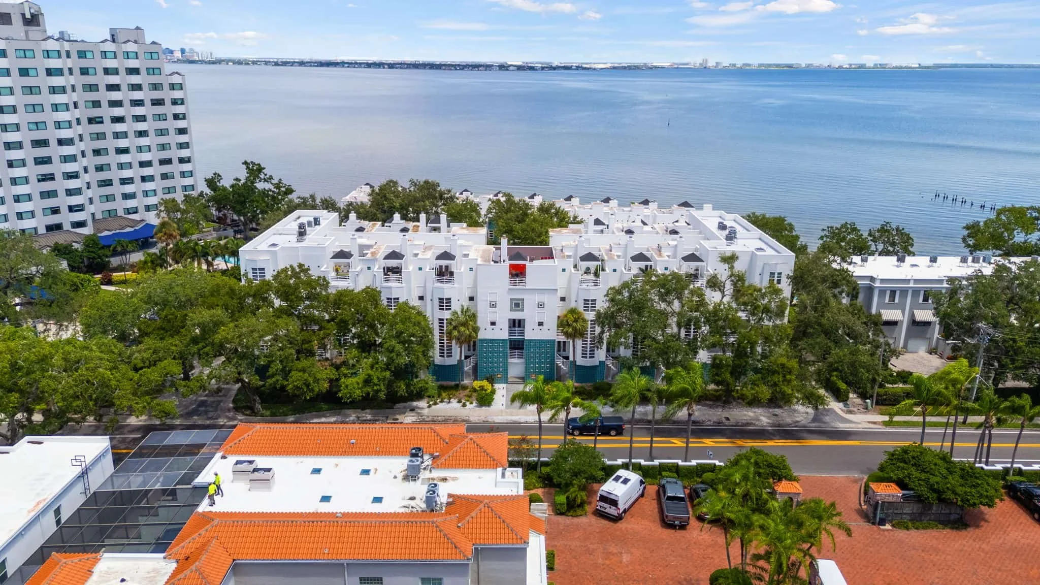4950 Bayshore on the Boulevard-14.JPG