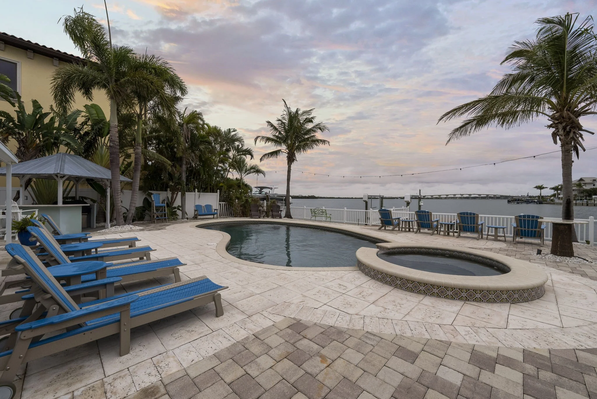 St Pete Airbnb Photography 316 Harbor Dr (11).jpg