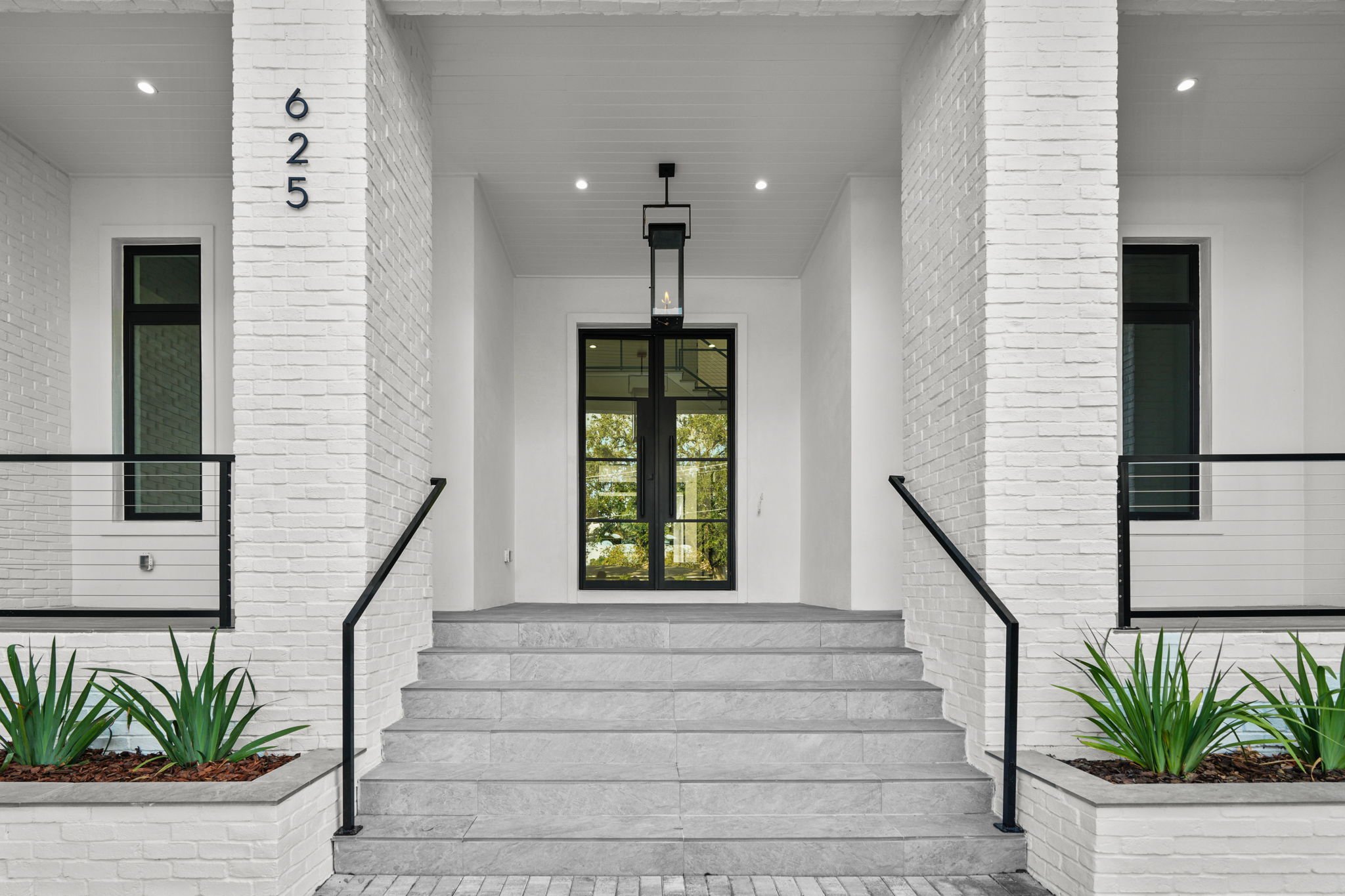 Brookshire Homes Riviera Drive (33).jpg