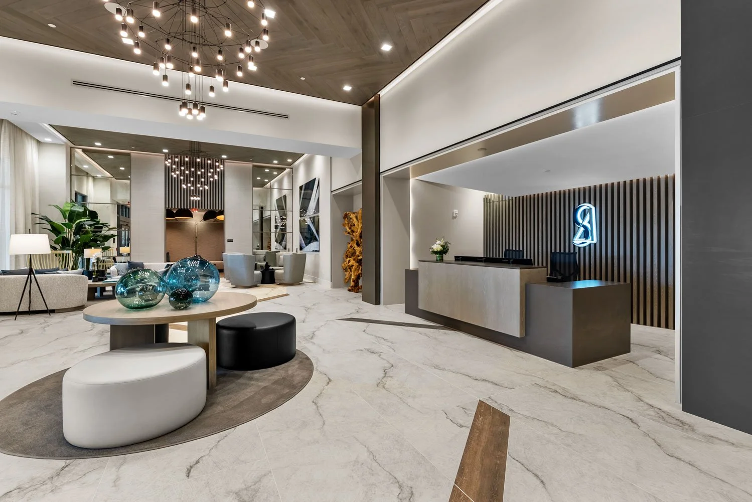 Saltaire Entry Amenities - Tampa Listing Lab1_1.jpg