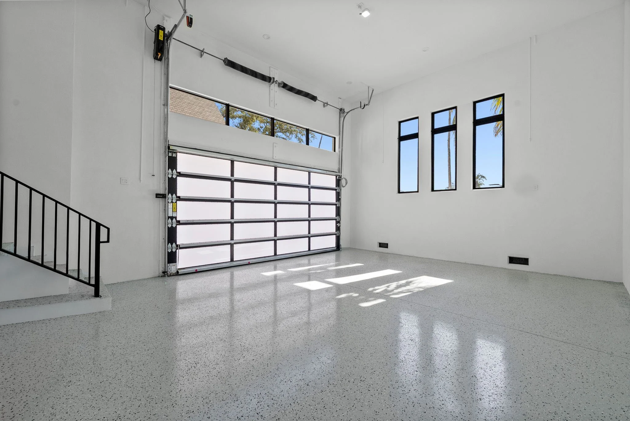 S Shore Crest Cir Brookshire Homes Tampa Listing Lab (31).JPG