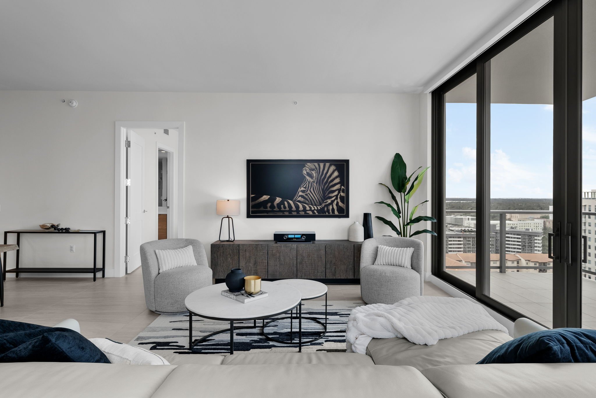 Saltaire 1905 St Pete Real Estate Condo Photos (4).jpg