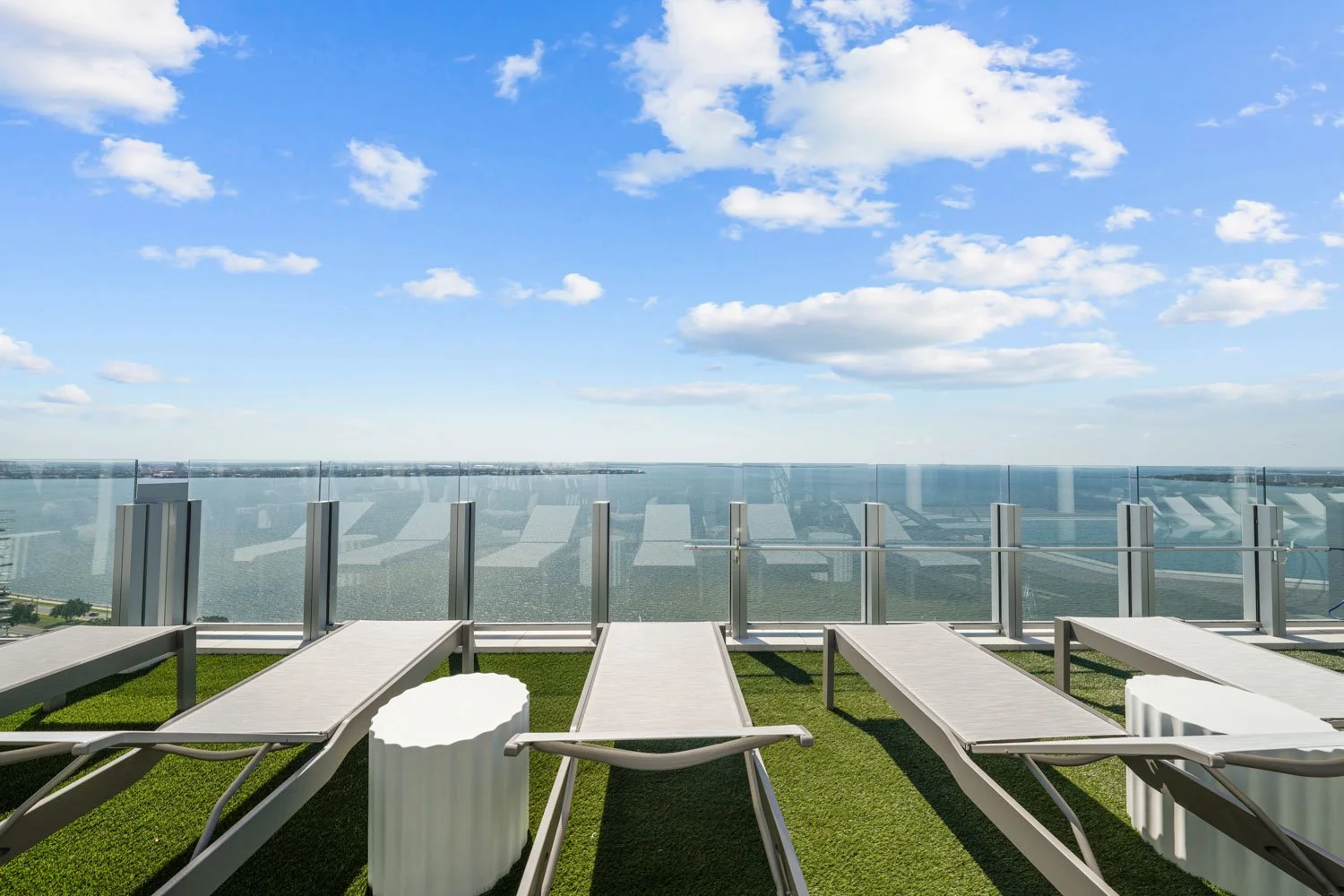 Altura Bayshore Rooftop Amenities-Tampa Listing Lab39.jpg