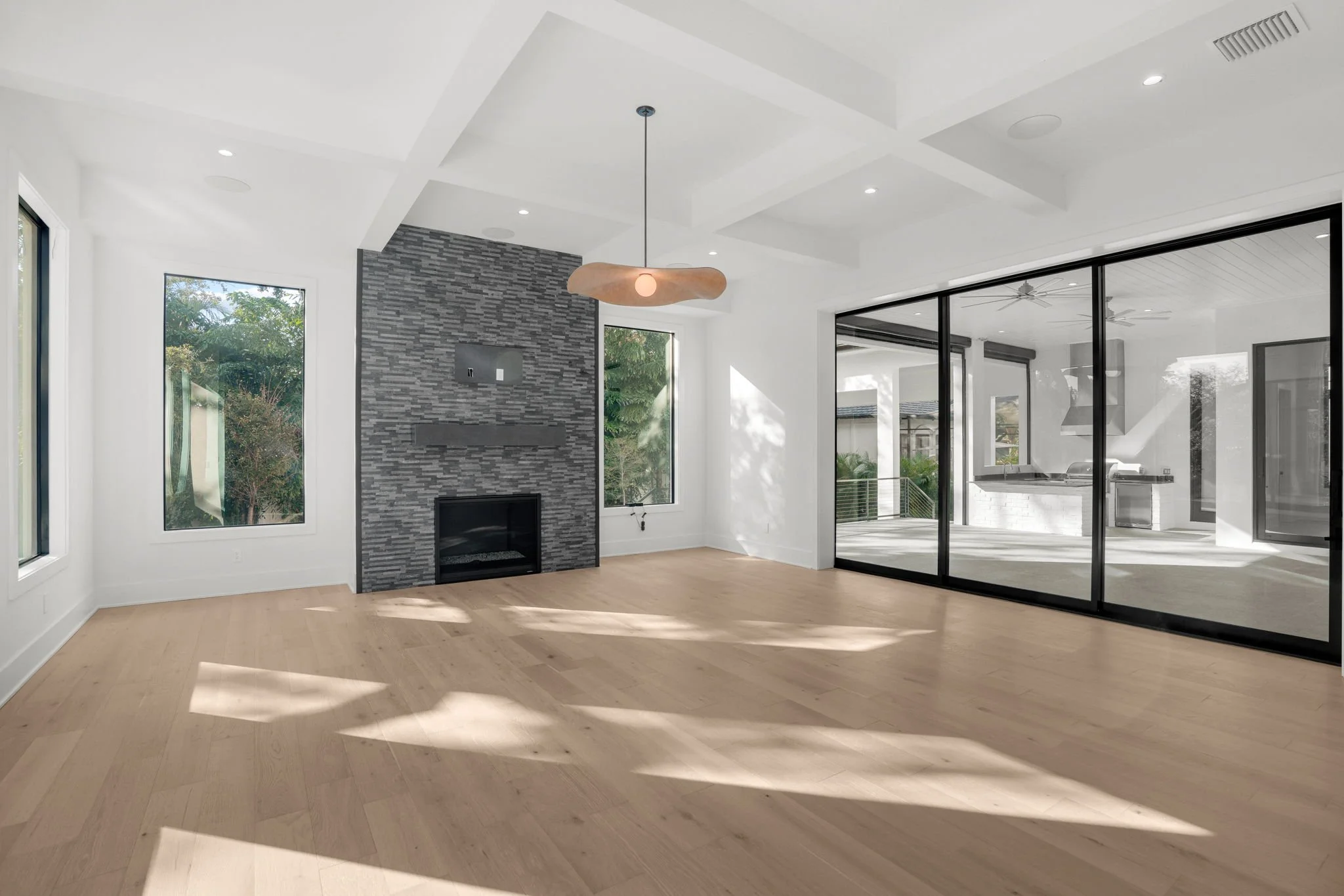 Brookshire Homes Riviera Drive (40).jpg