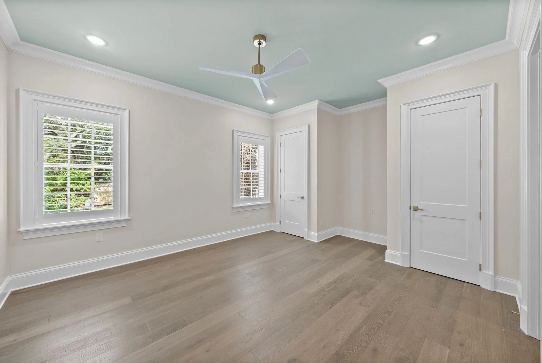 Brookwood Dr Sample Properties Tampa Listing Lab (16).jpg